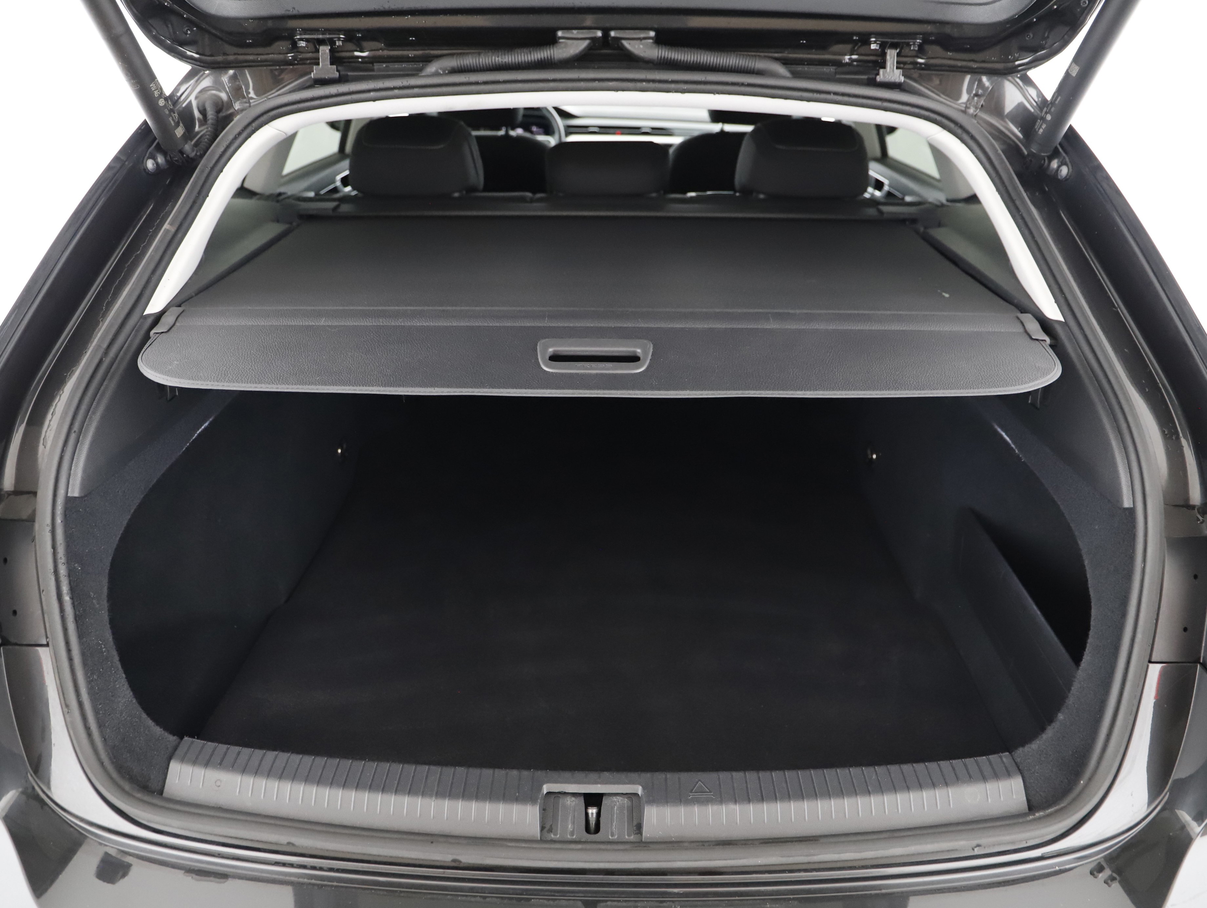 VW Arteon 2.0 TDI | Bild 16 von 21