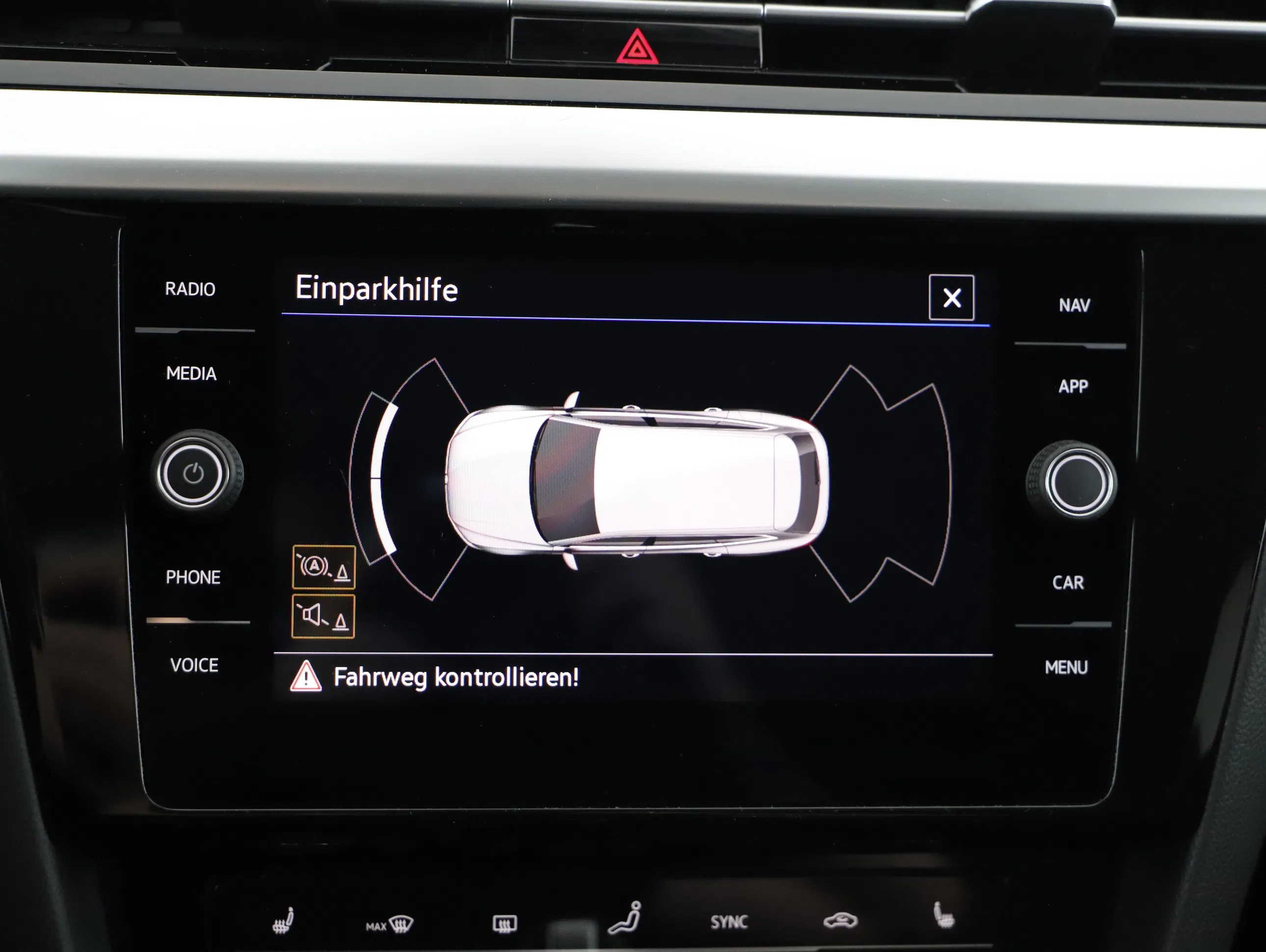 VW Arteon 2.0 TDI | Bild 9 von 21