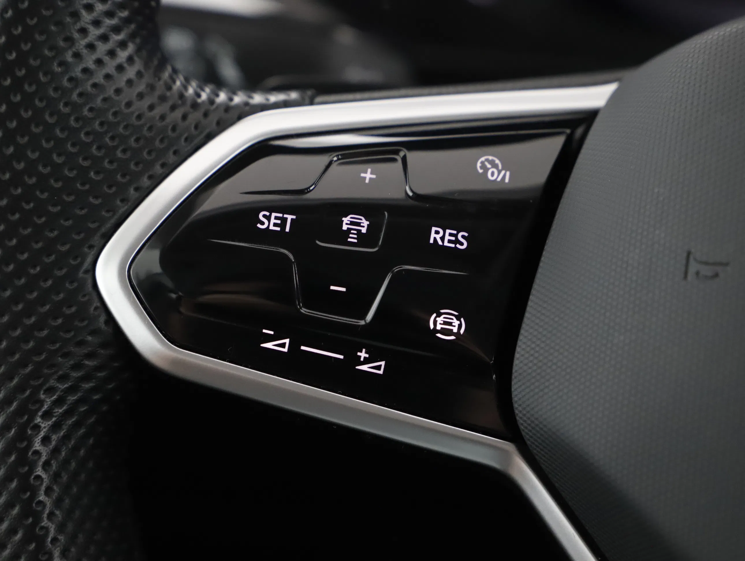 VW Arteon Shooting Brake 2.0 TDI Elegance | Bild 18 von 30