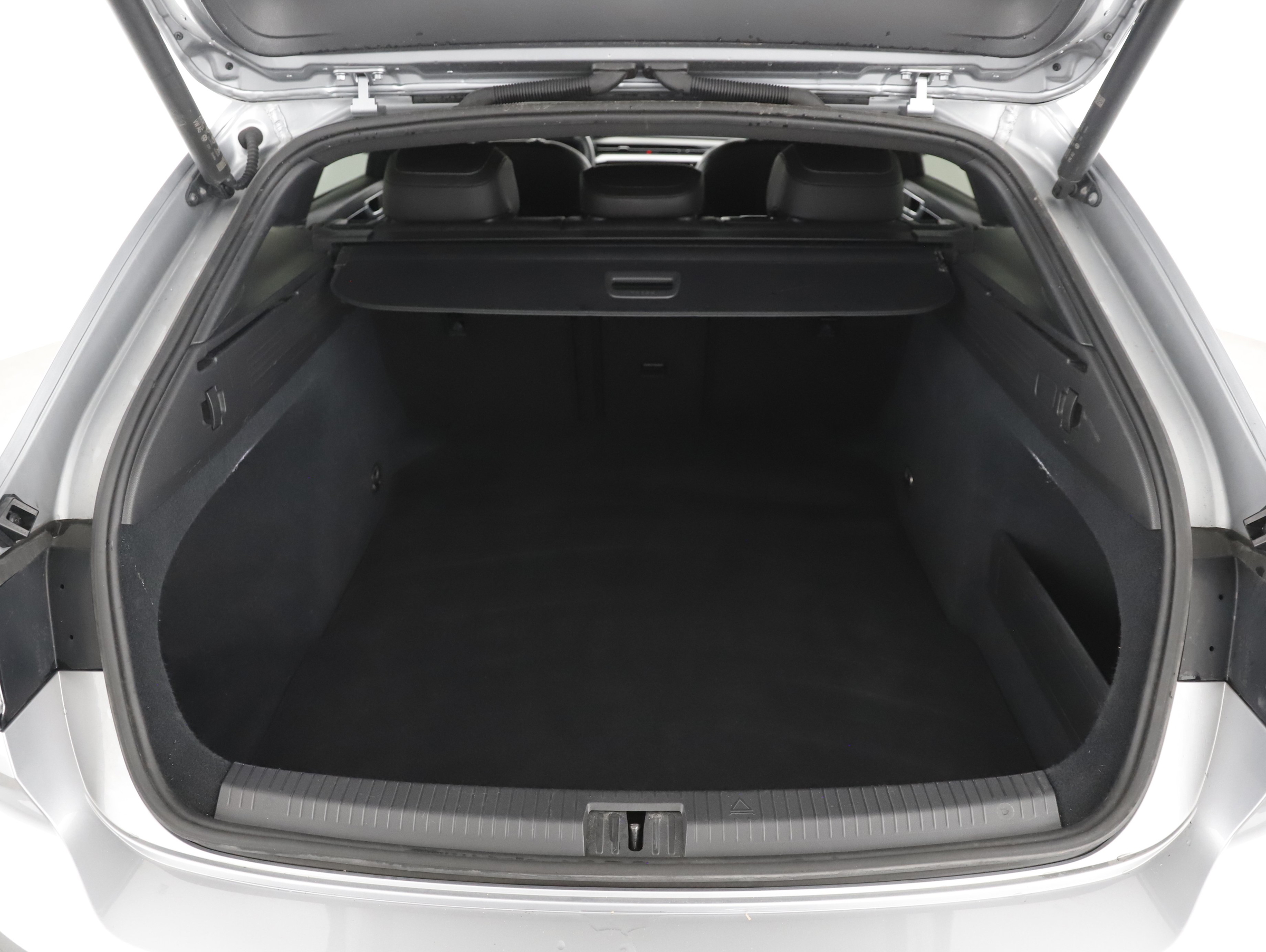 VW Arteon Shooting Brake 2.0 TDI  R-Line | Bild 20 von 25