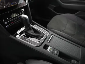 VW Arteon Shooting Brake 2.0 TDI R-Line | Thumbnail 17 von 25