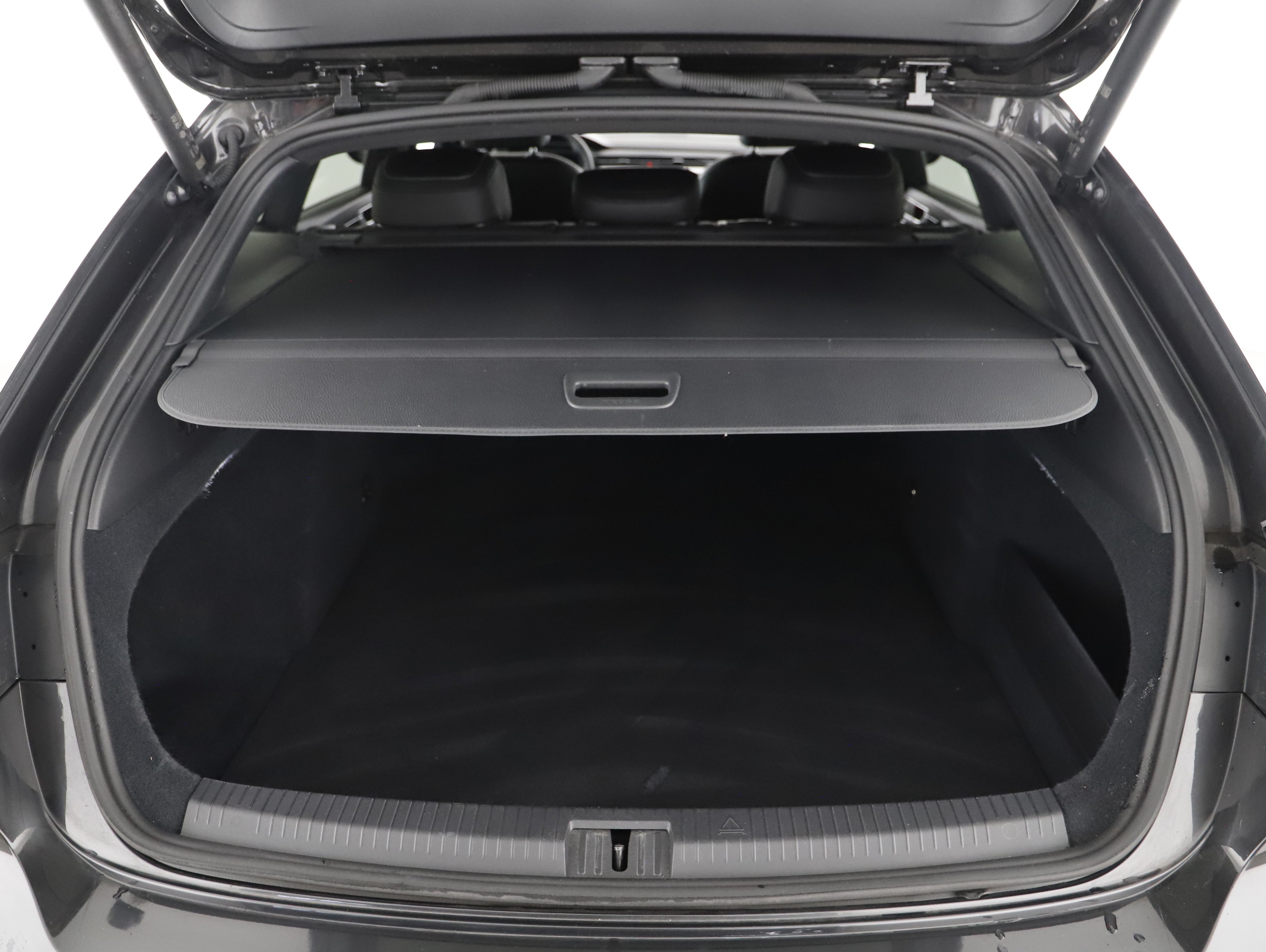 VW Arteon Shooting Brake 2.0 TDI R-Line | Bild 19 von 25