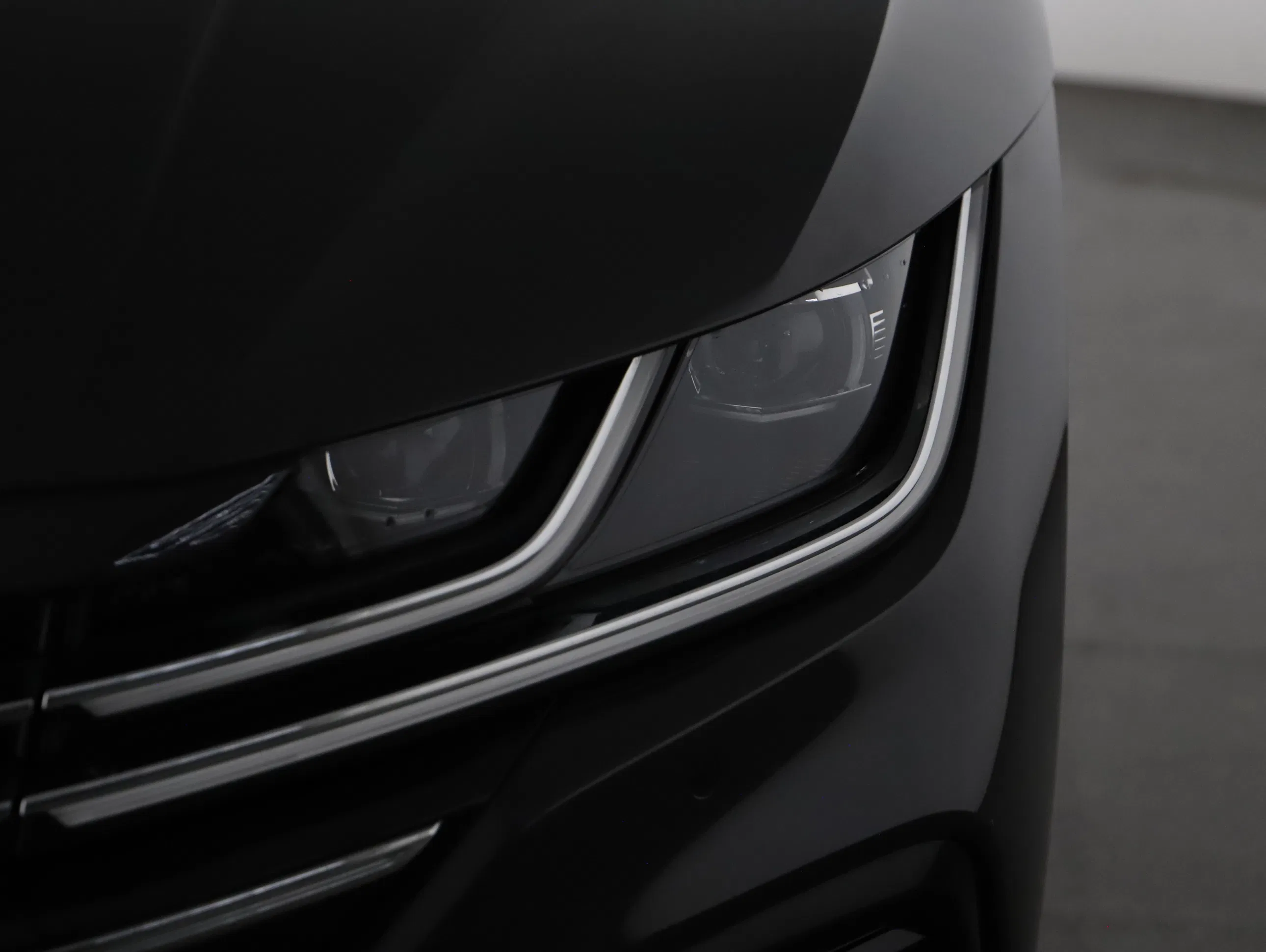 VW Arteon Shooting Brake 2.0 TDI R-Line | Bild 23 von 25