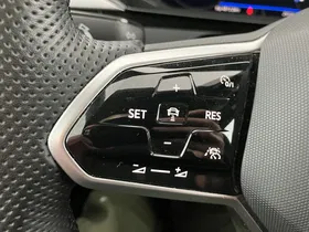 VW Arteon R-Line 1.5 TSI | Thumbnail 11 von 31