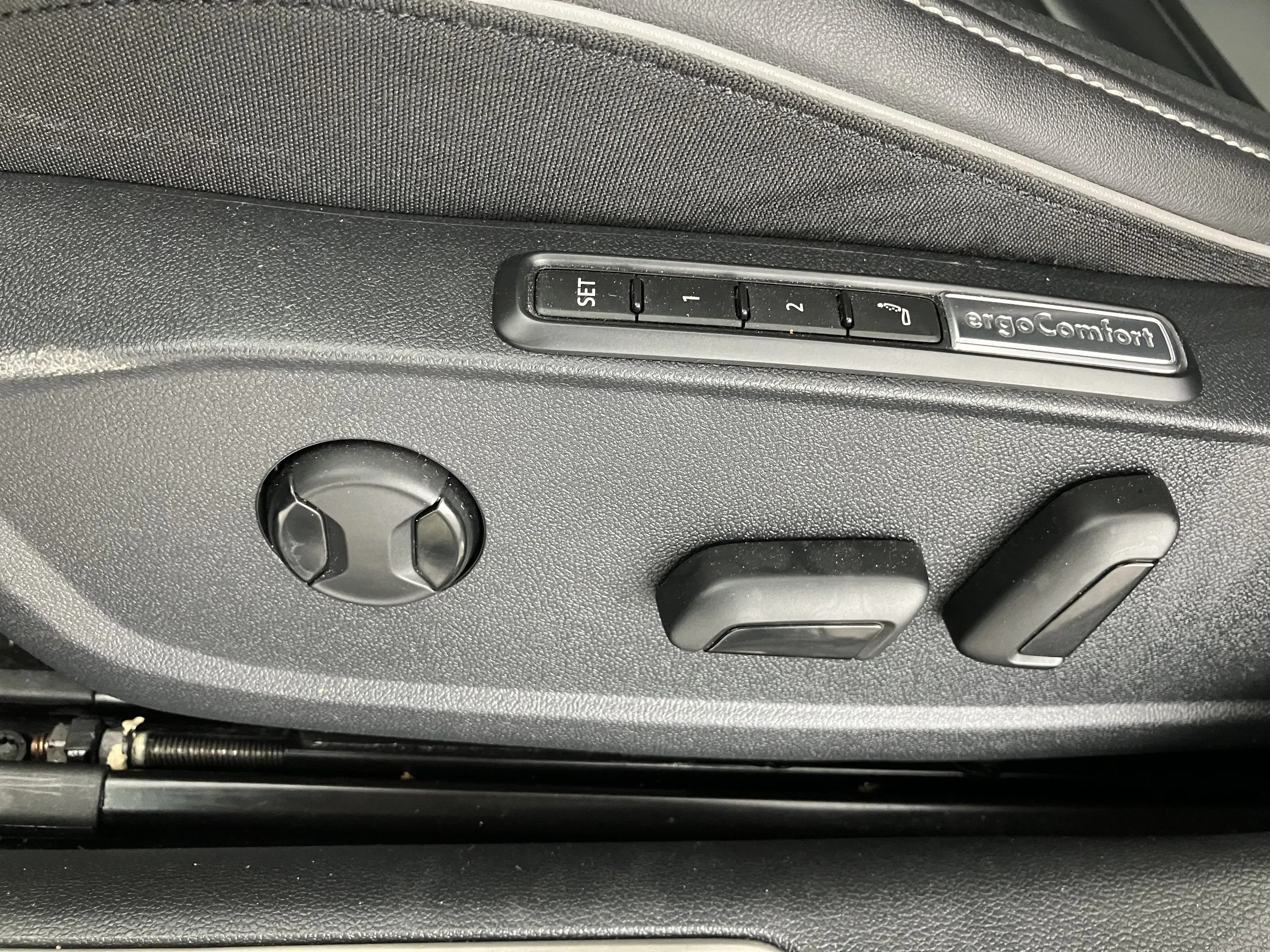 VW Arteon R-Line 1.5 TSI | Bild 7 von 31