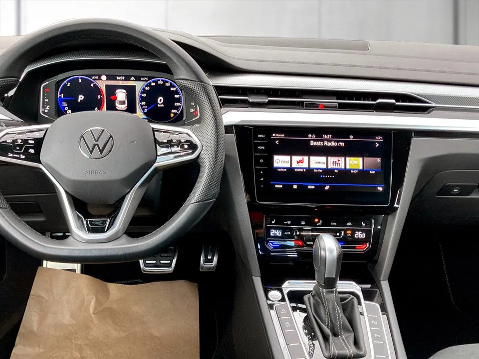 VW Arteon 2.0 TDI R-Line DSG | Bild 10 von 23