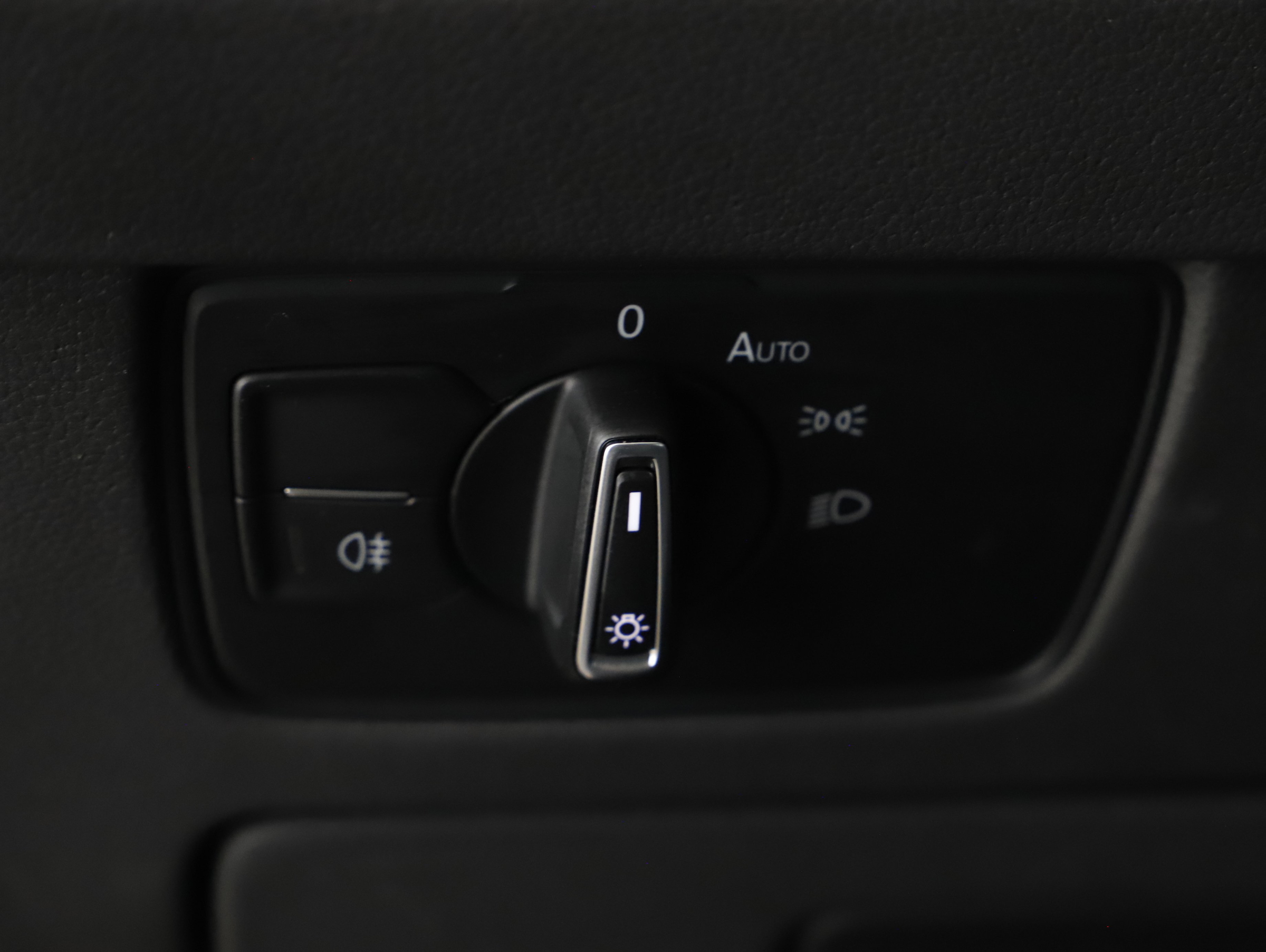 VW Arteon Shooting Brake 2.0 TDI Elegance | Bild 13 von 21