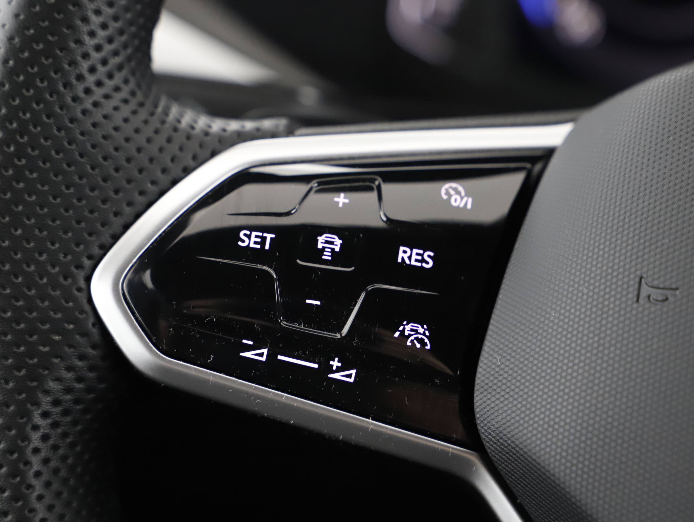 VW Arteon SB 2.0 TDI 4Mot Eleg DSG | Bild 11 von 23