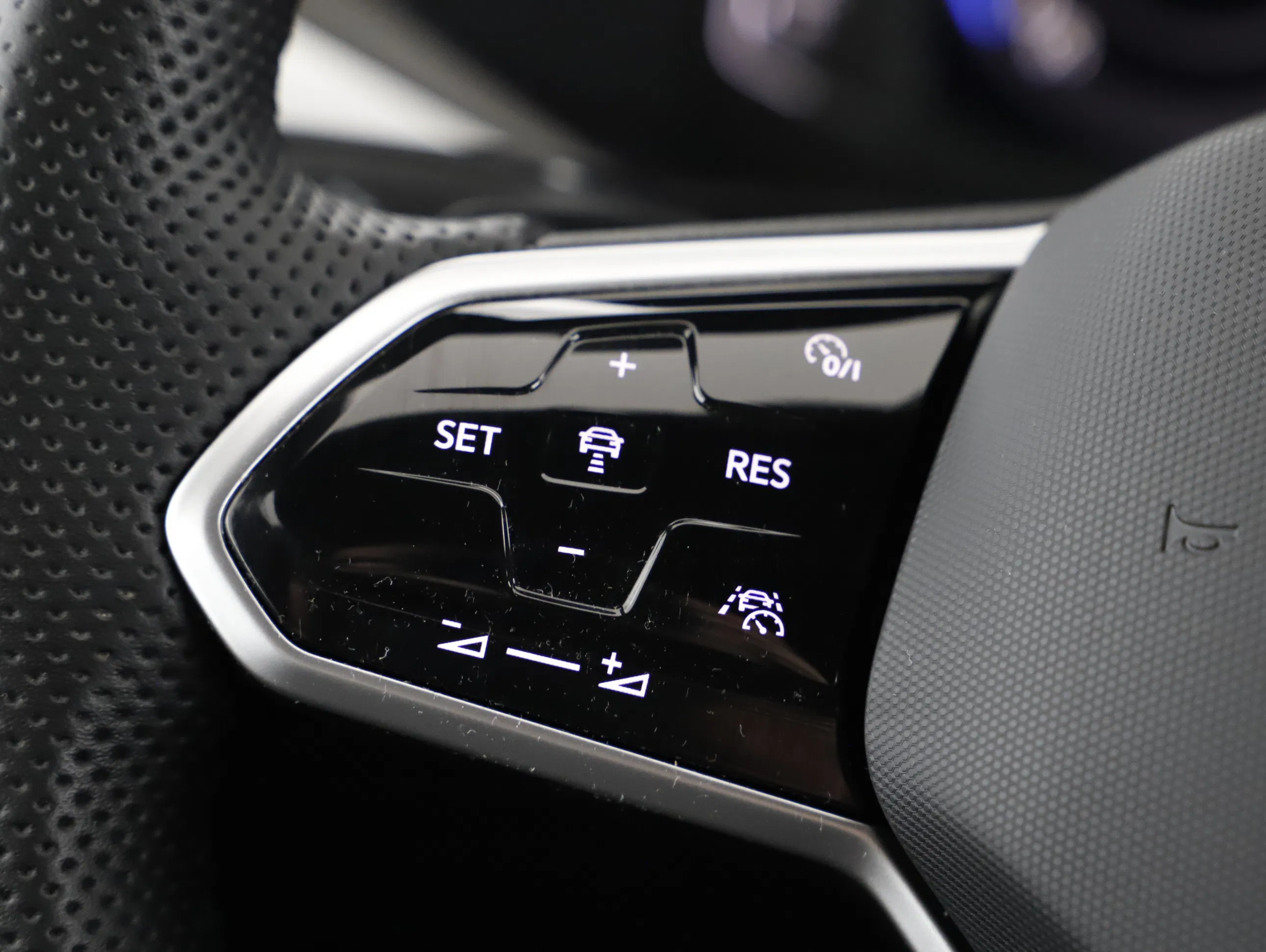 VW Arteon SB 2.0 TDI 4Mot Eleg DSG | Bild 11 von 23