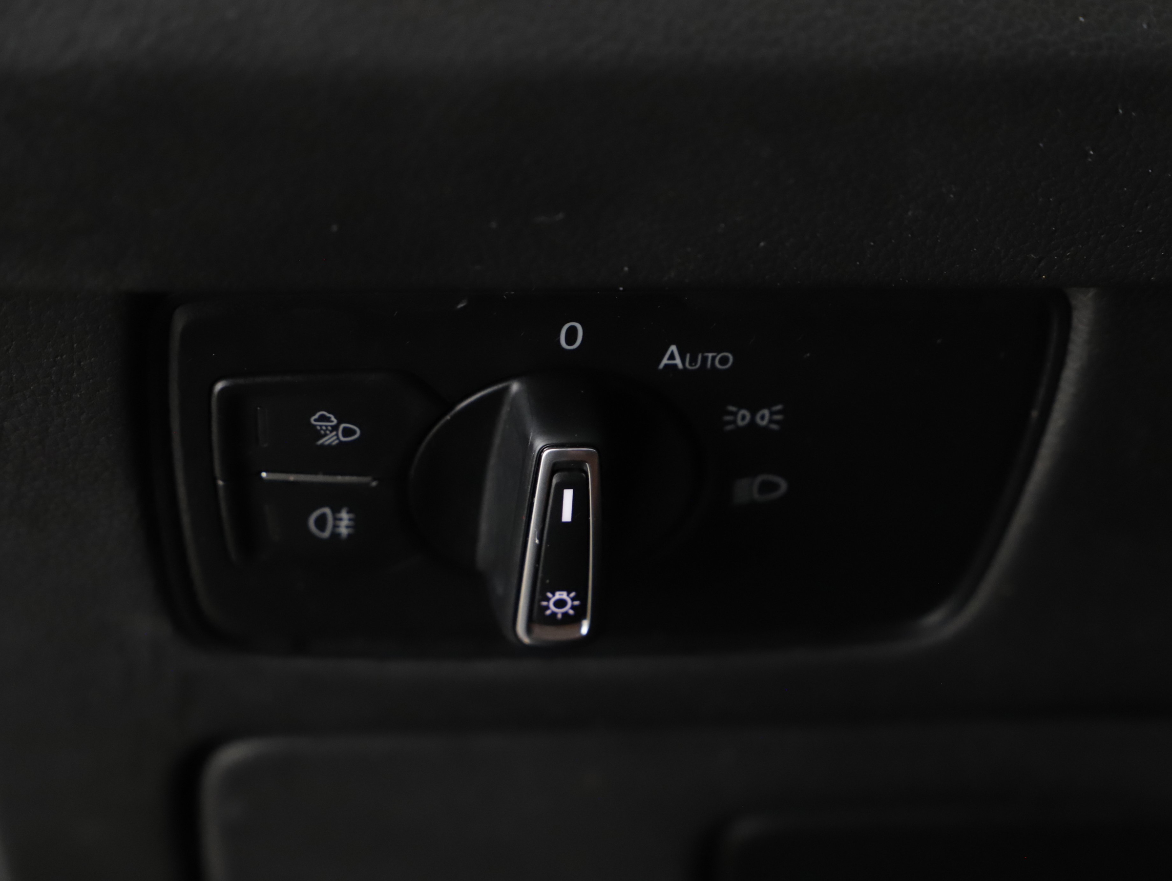 VW Arteon SB 2.0 TDI 4Mot Eleg DSG | Bild 13 von 23