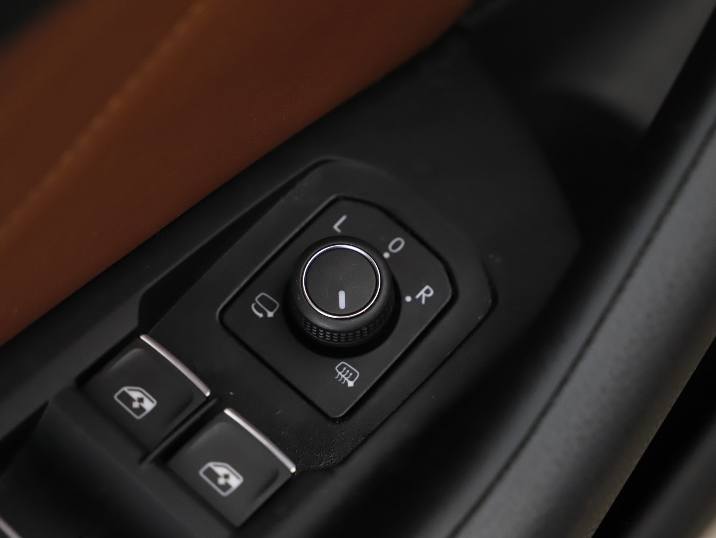 VW Arteon SB 2.0 TDI 4Mot Eleg DSG | Bild 15 von 23