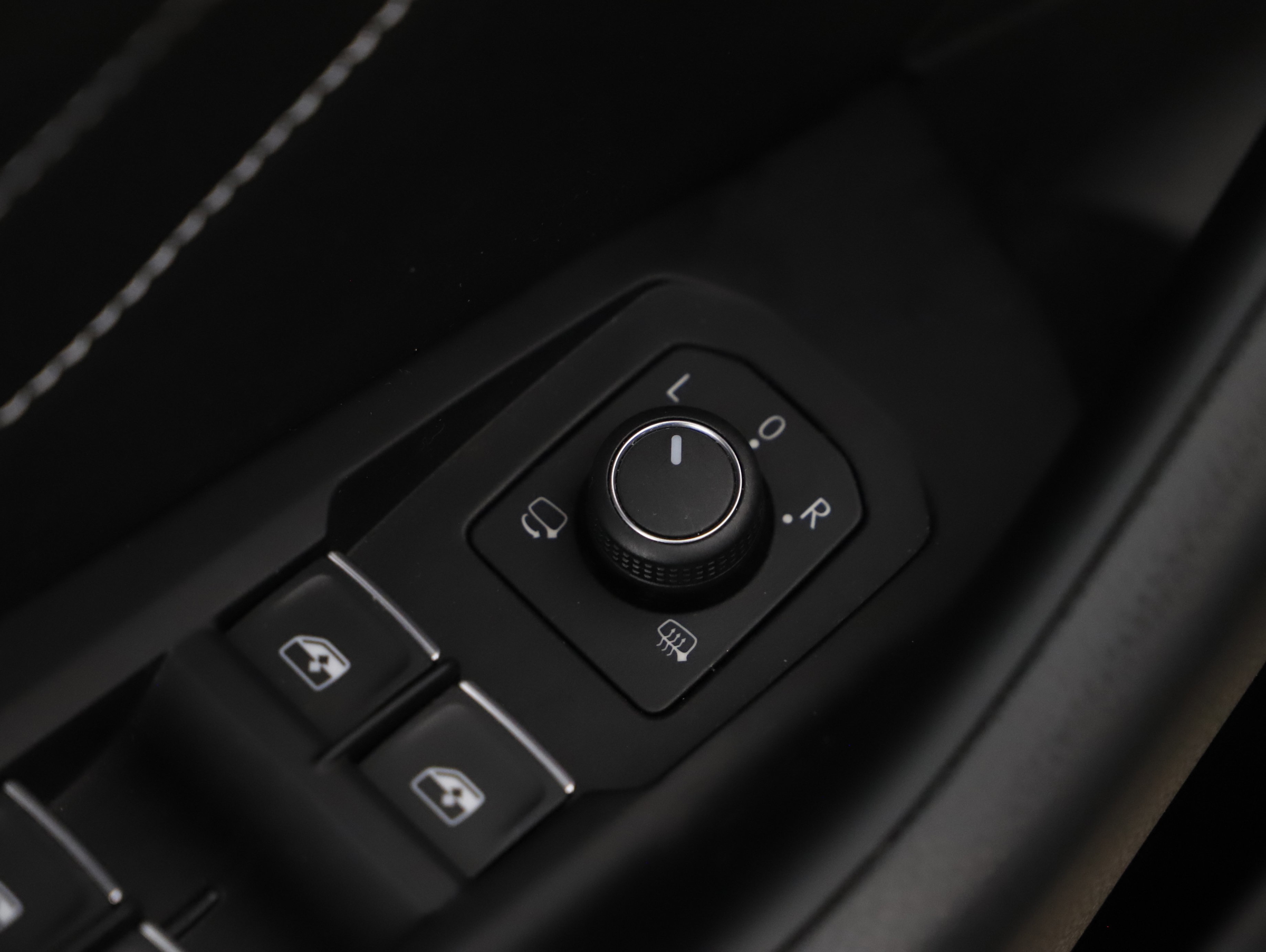 VW Arteon Shooting Brake 2.0 TDI 4Motion R-Line | Bild 9 von 27