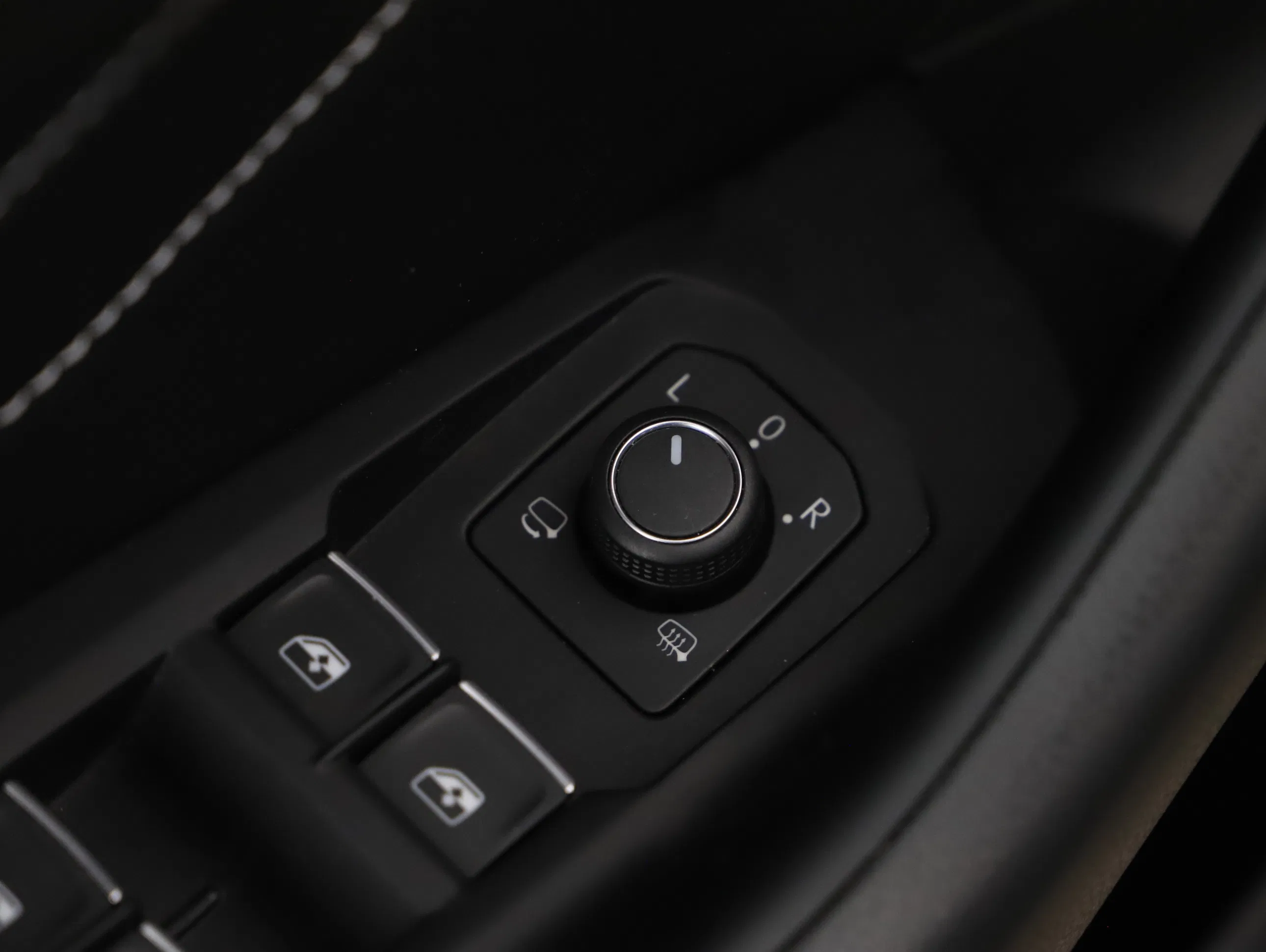 VW Arteon Shooting Brake 2.0 TDI 4Motion R-Line | Bild 9 von 27