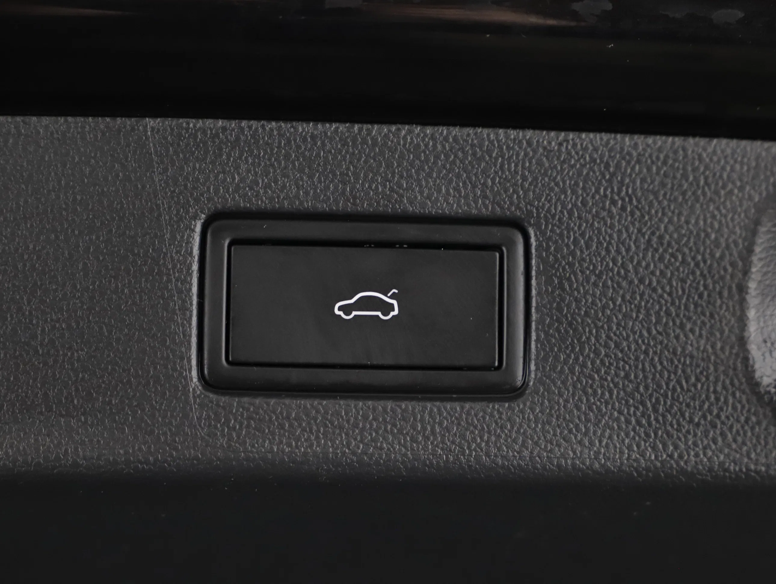 VW Arteon Shooting Brake 2.0 TDI 4Motion R-Line | Bild 24 von 27