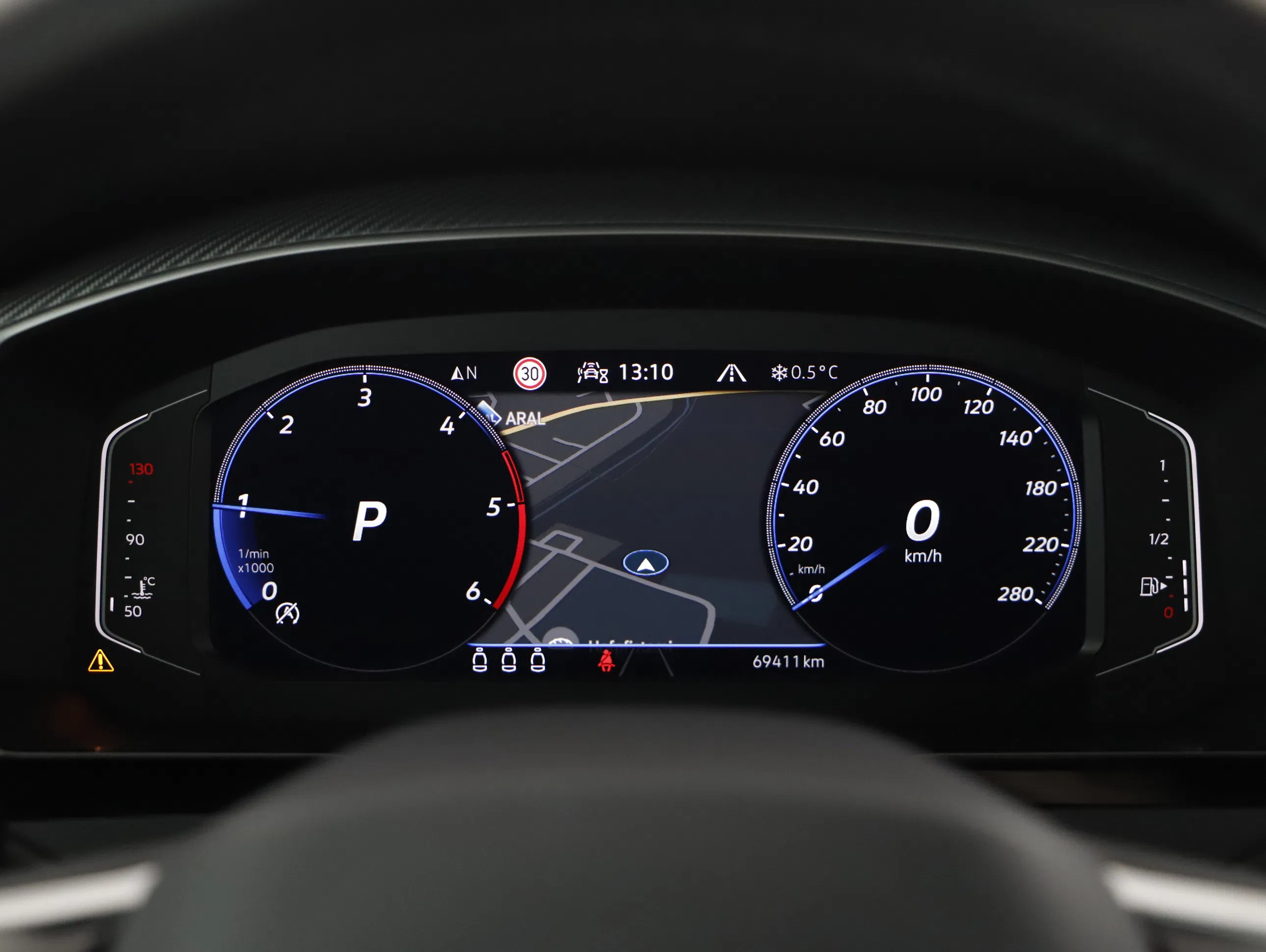 VW Arteon Shooting Brake 2.0 TDI 4Motion R-Line | Bild 14 von 27