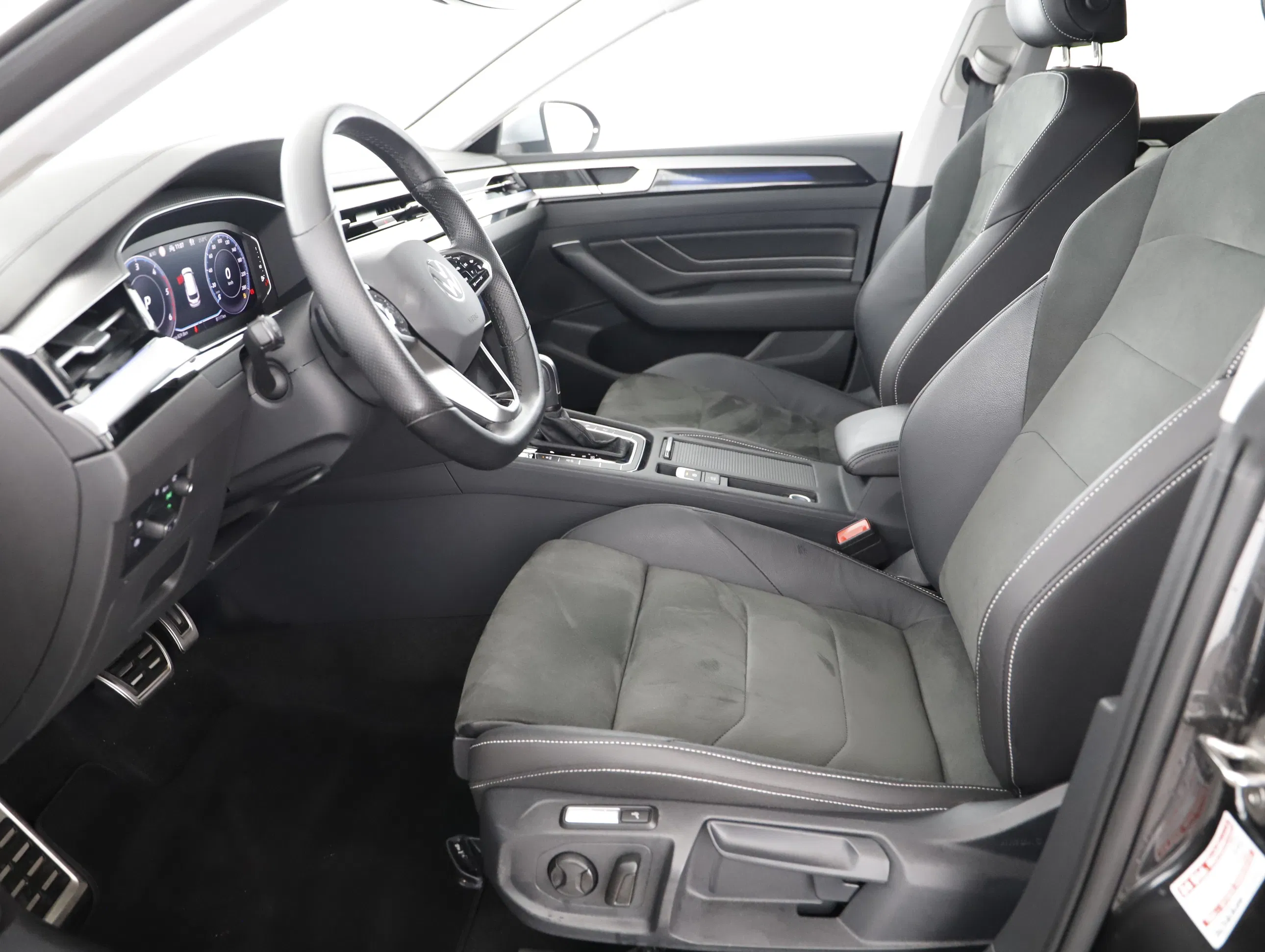 VW Arteon Shooting Brake 2.0 TDI Elegance | Bild 6 von 23