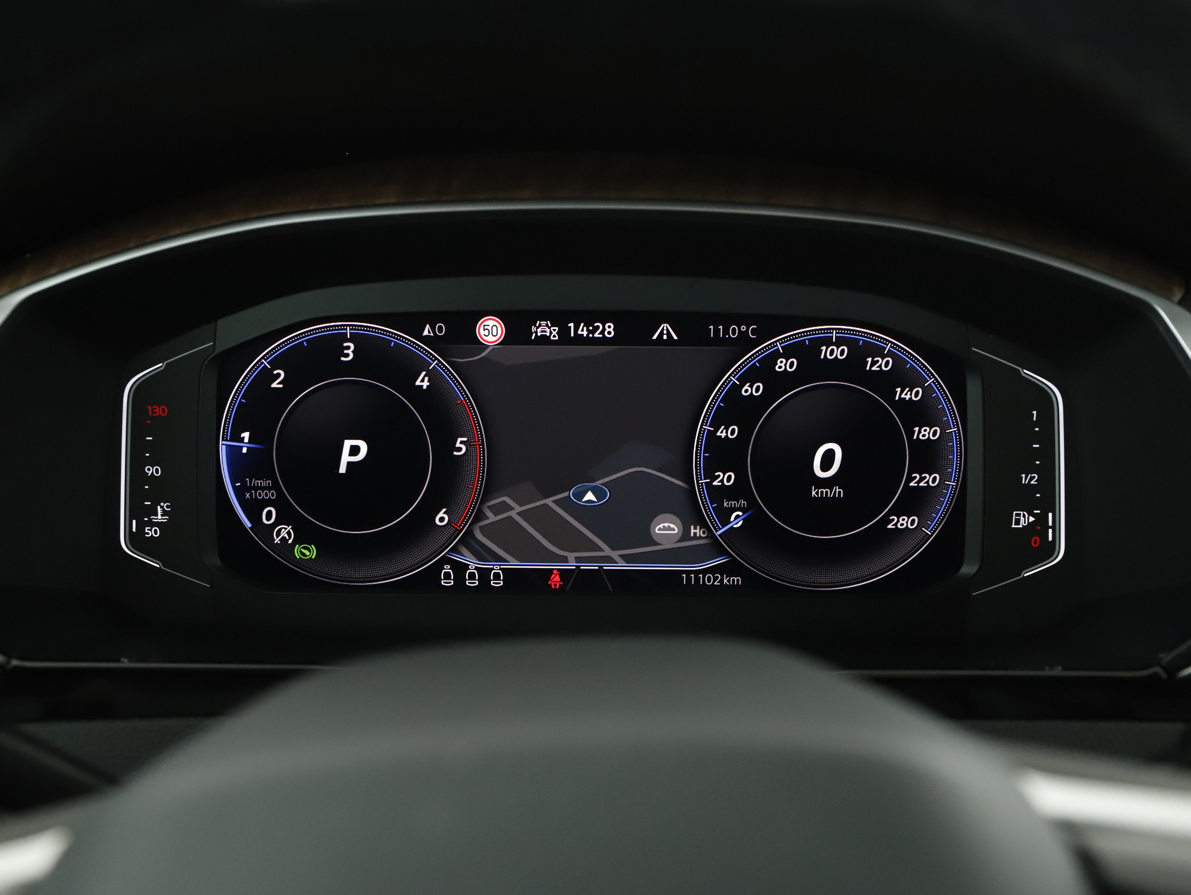 VW Arteon Shooting Brake 2.0 TDI  Elegance | Bild 16 von 31