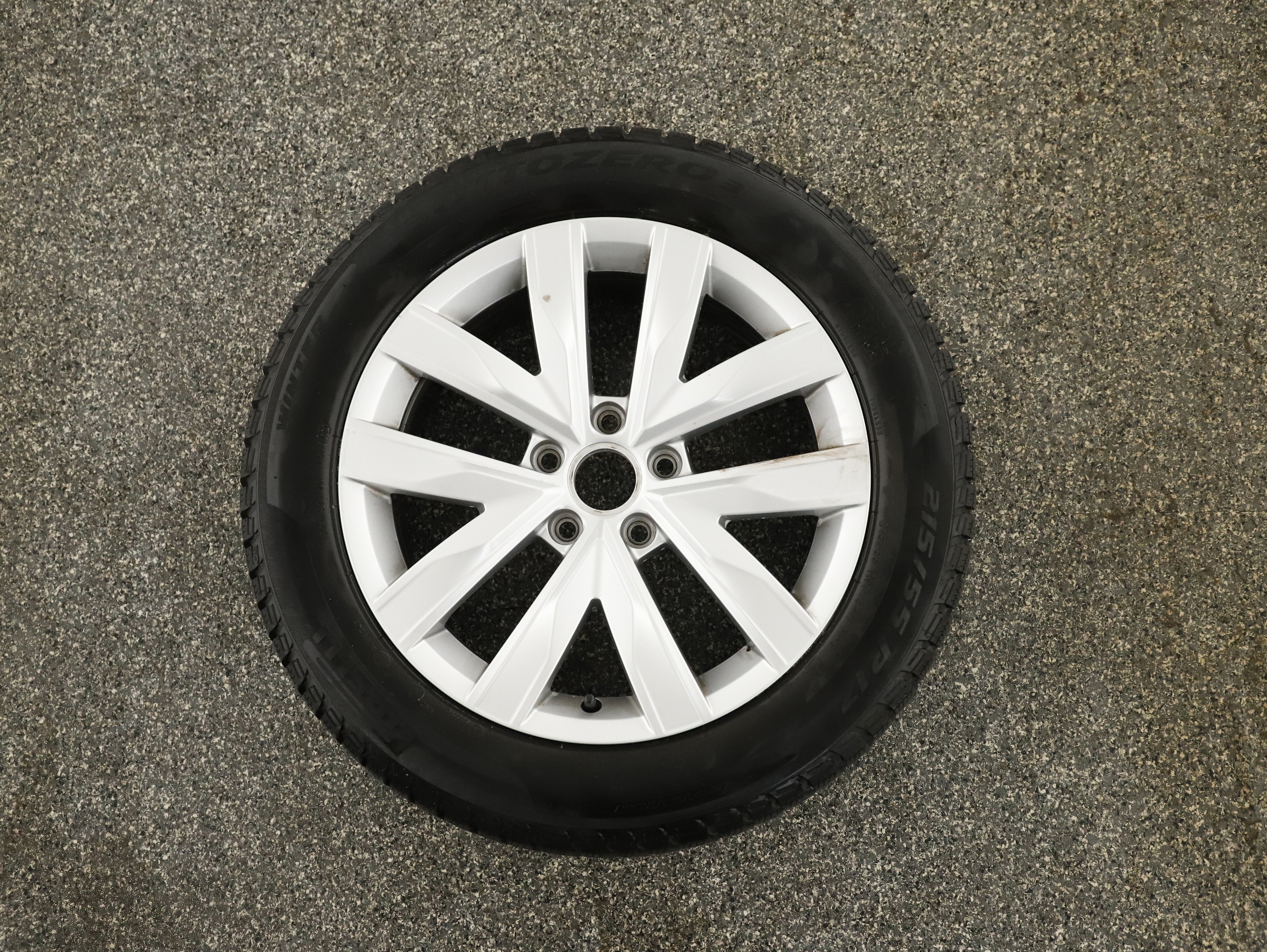 VW Arteon Shooting Brake 2.0 TDI  Elegance | Bild 29 von 31