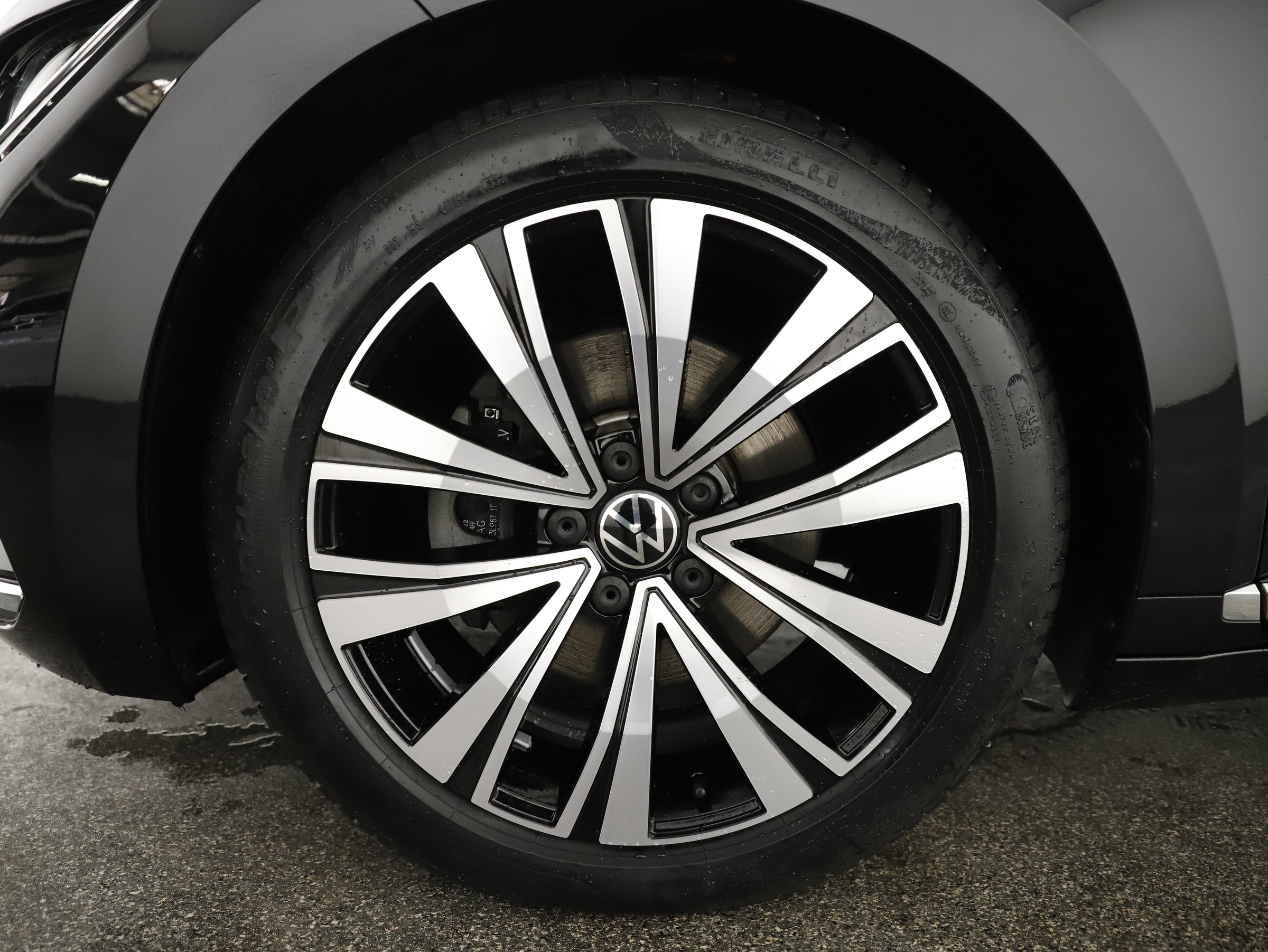 VW Arteon Shooting Brake 2.0 TDI  Elegance | Bild 10 von 31