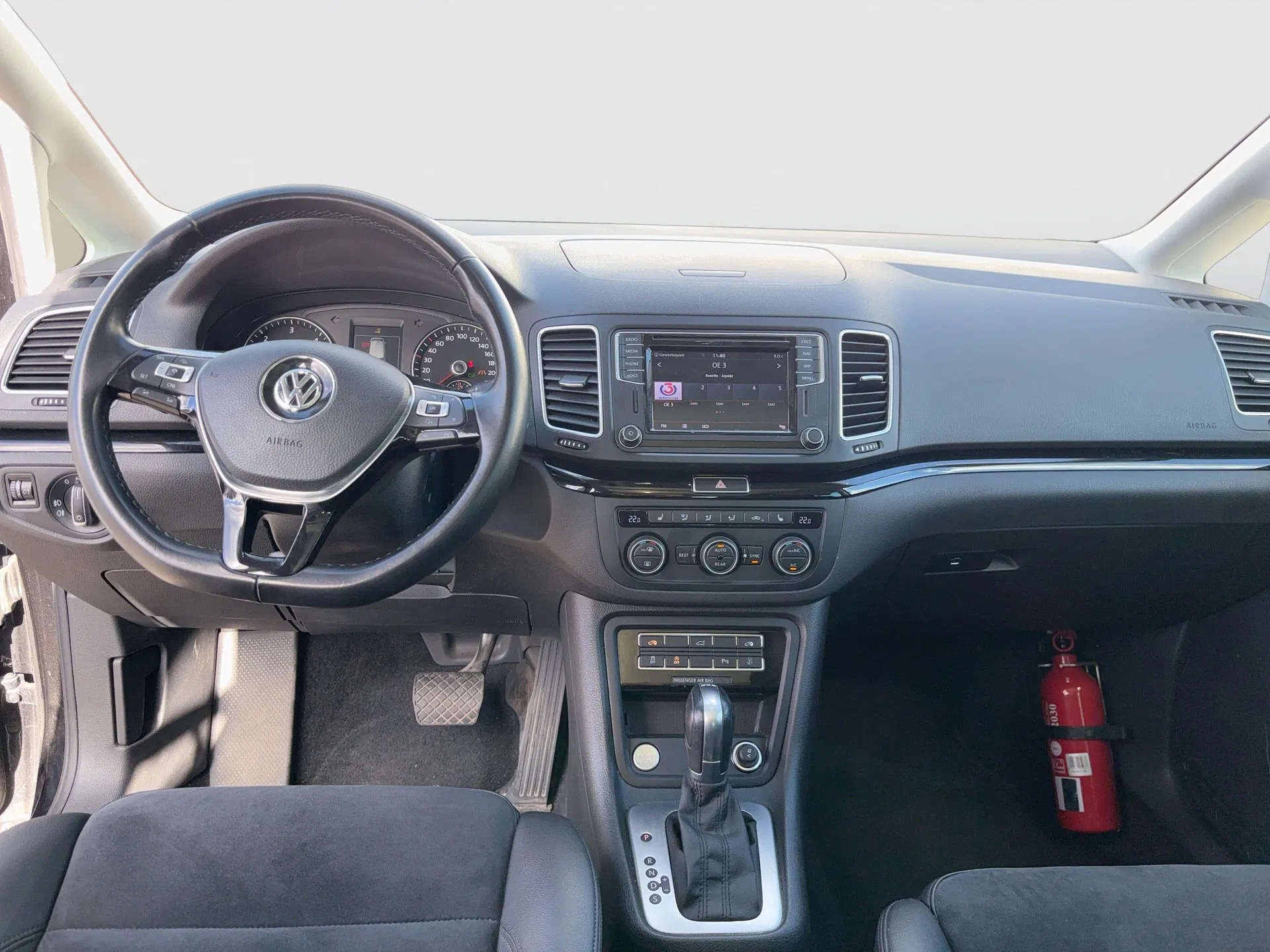 VW Sharan 2.0 TDI BMT 7-Sitzer Business+ | Bild 13 von 30