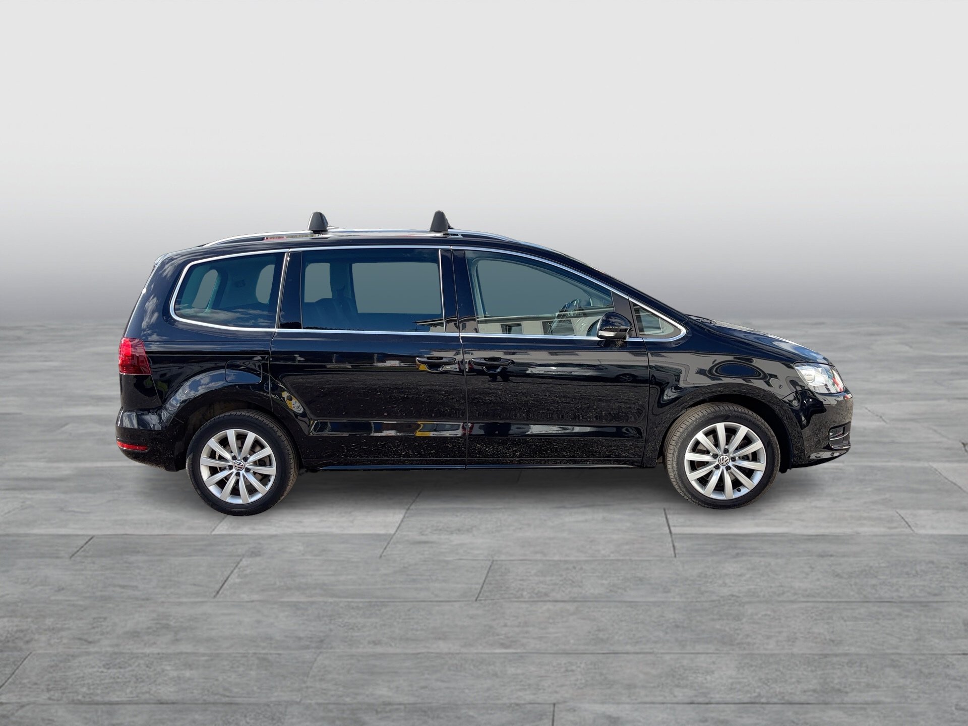VW Sharan 2.0 TDI BMT 7-Sitzer Business+ | Bild 6 von 30