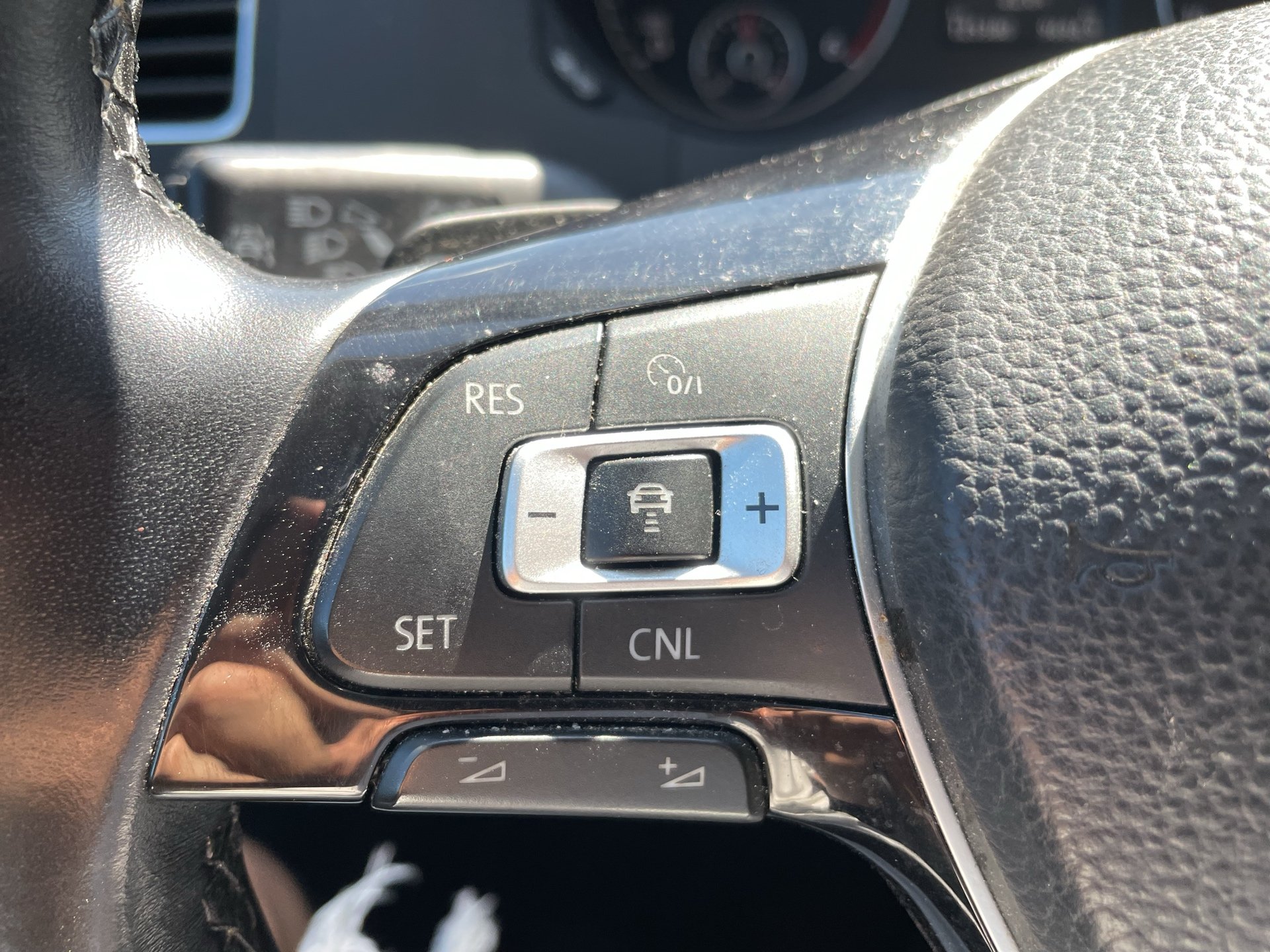 VW Sharan 2.0 TDI BMT 7-Sitzer Business+ | Bild 14 von 29