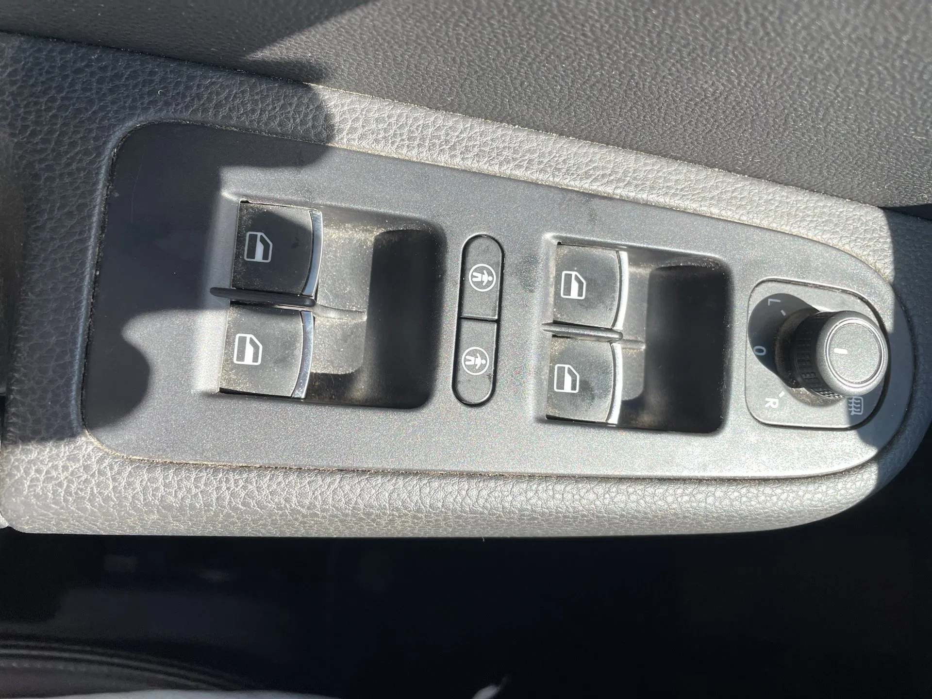 VW Sharan 2.0 TDI BMT 7-Sitzer Business+ | Bild 8 von 29