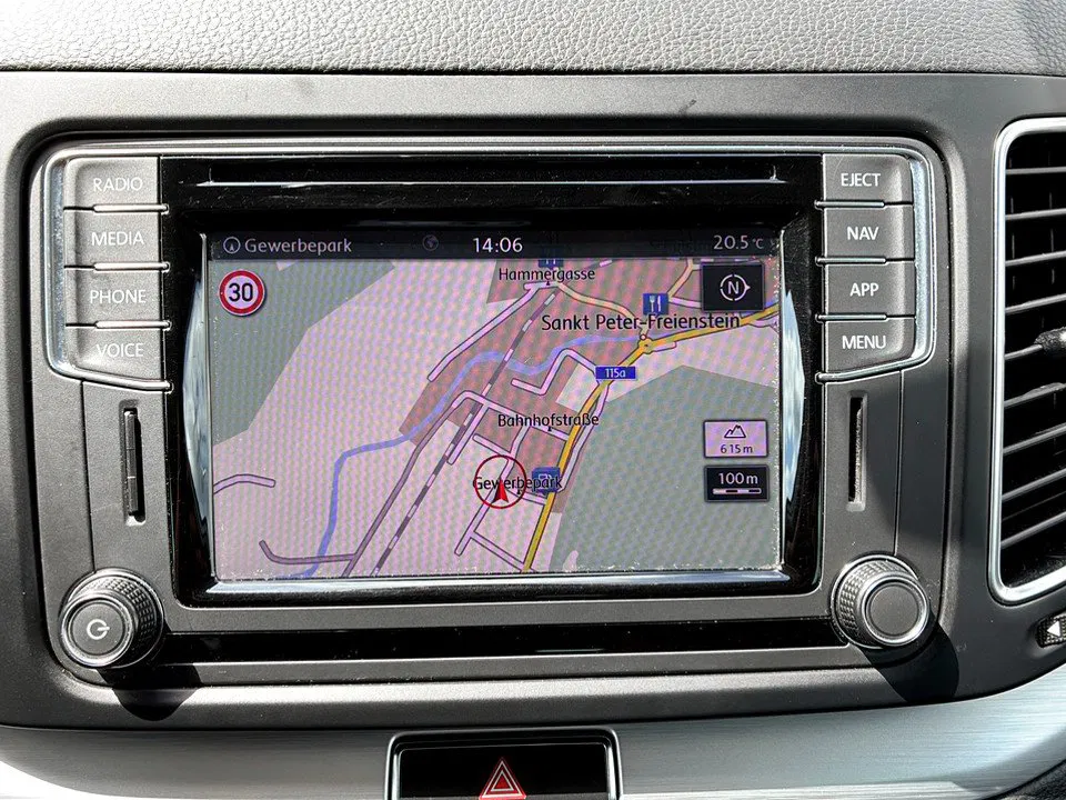 VW Sharan 2.0 TDI Comfortline DSG | Bild 10 von 25