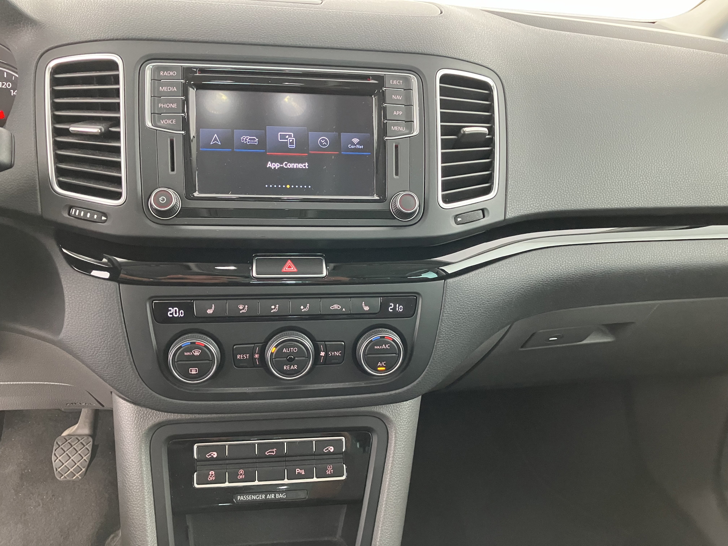 VW Sharan Business+ TSI 7-Sitzer | Bild 13 von 31