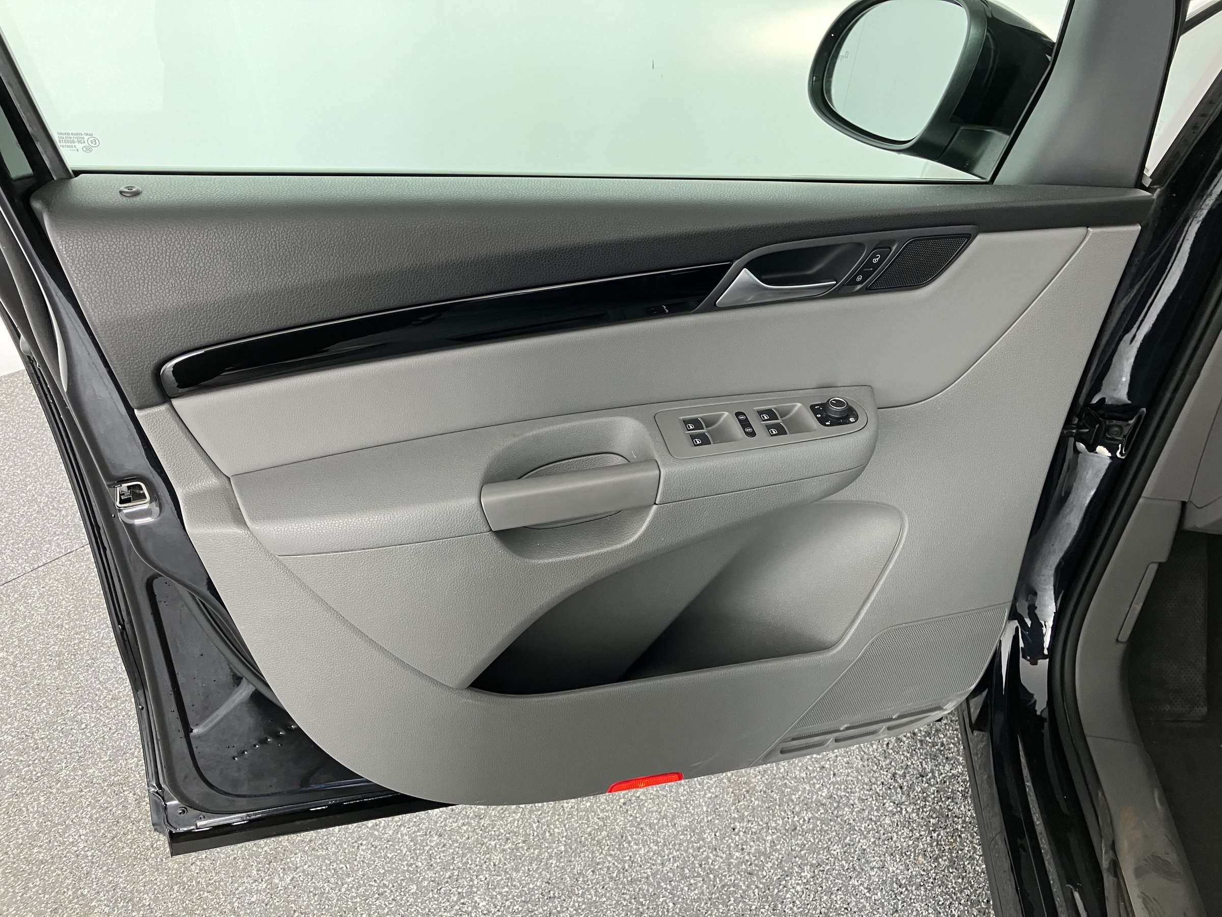 VW Sharan Business+ TSI 7-Sitzer | Bild 4 von 31