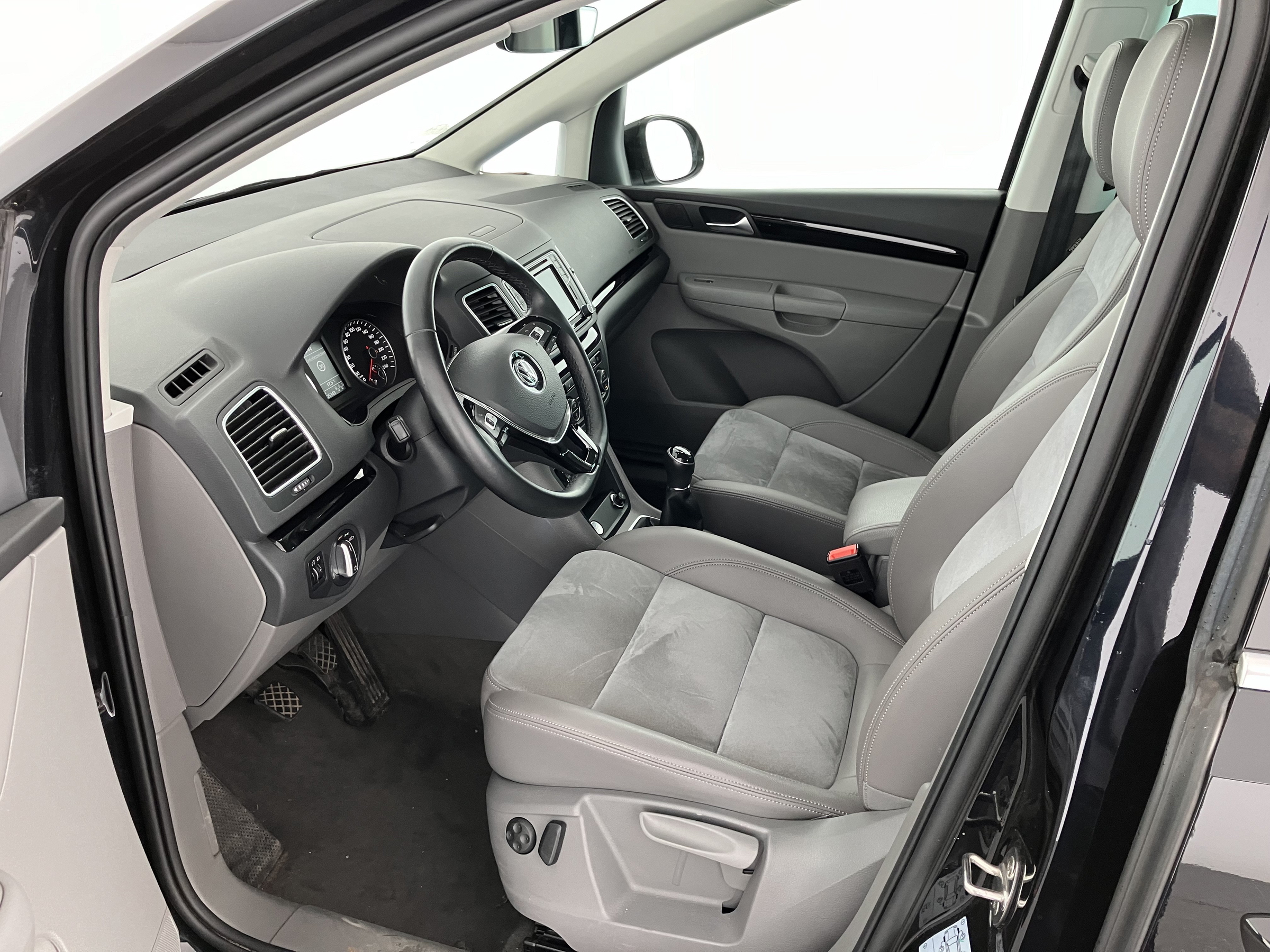 VW Sharan Business+ TSI 7-Sitzer | Bild 5 von 31