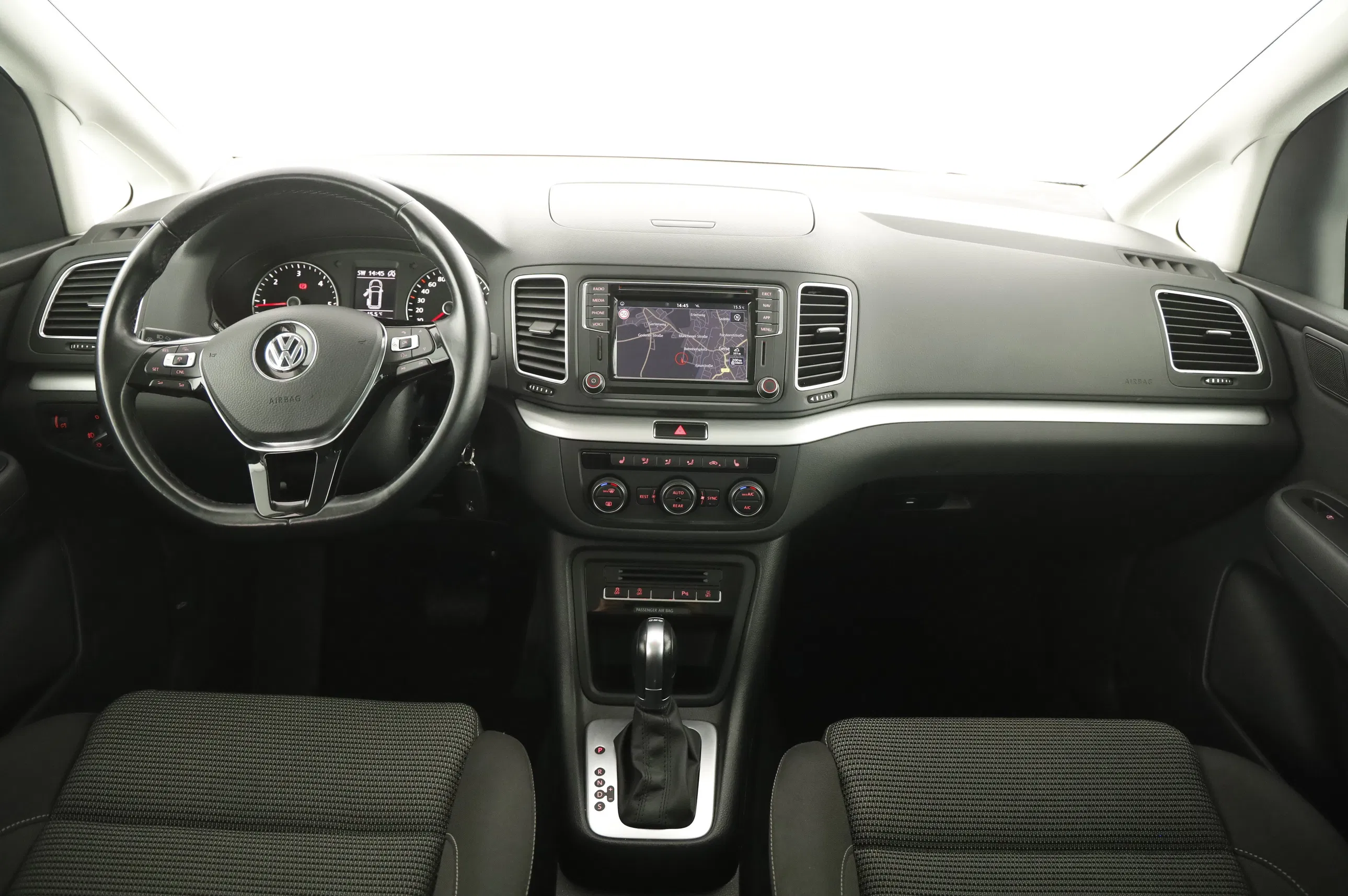 VW Sharan Comfortline TDI SCR DSG 5-Sitzer | Bild 11 von 31