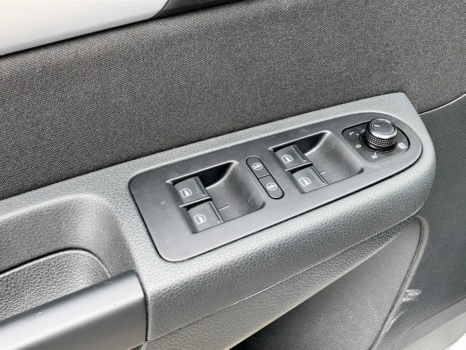 VW Sharan Comfortline TDI SCR DSG 5-Sitzer | Bild 16 von 21