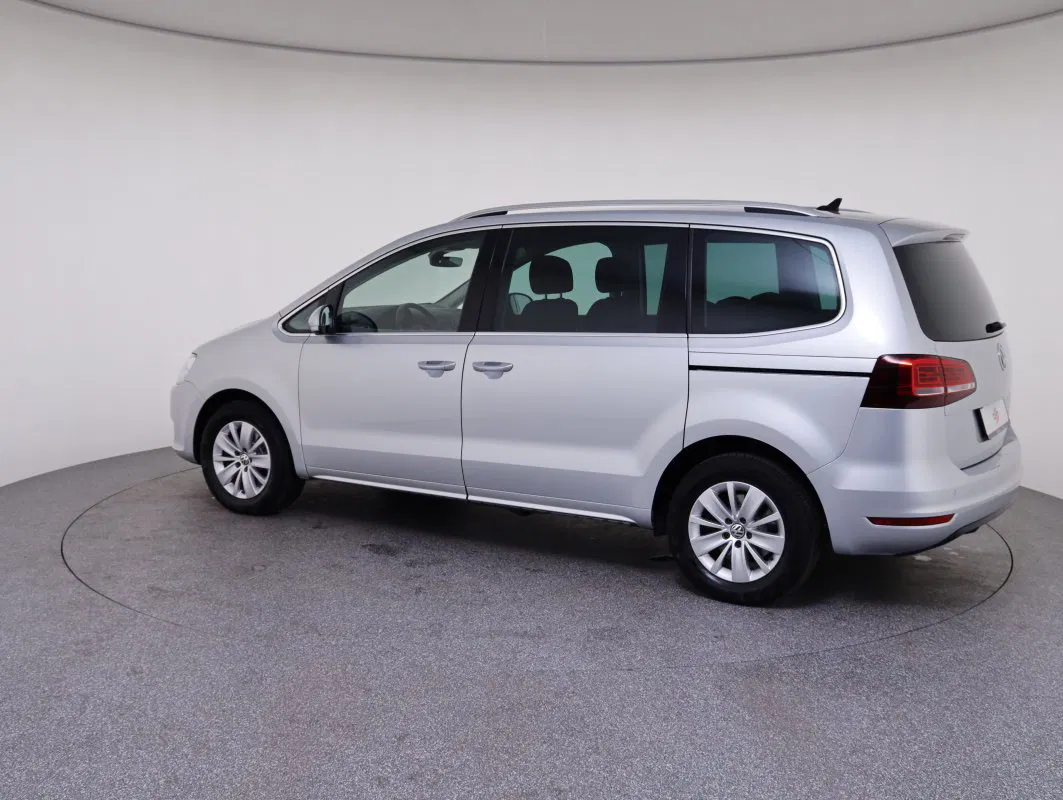 VW Sharan Comfortline TDI SCR DSG 5-Sitzer | Bild 27 von 31