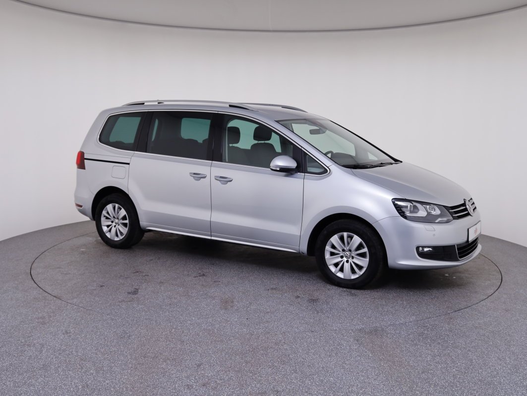 VW Sharan Comfortline TDI SCR DSG 5-Sitzer | Bild 30 von 31