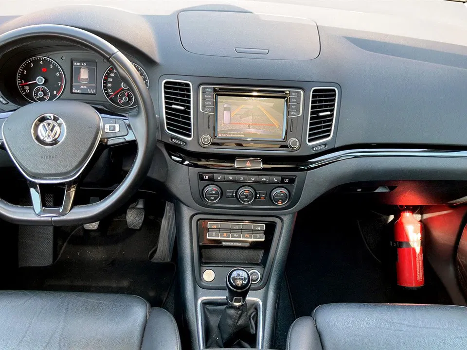 VW Sharan 1.4 TSI BlueMotionTech Business+ | Bild 10 von 15