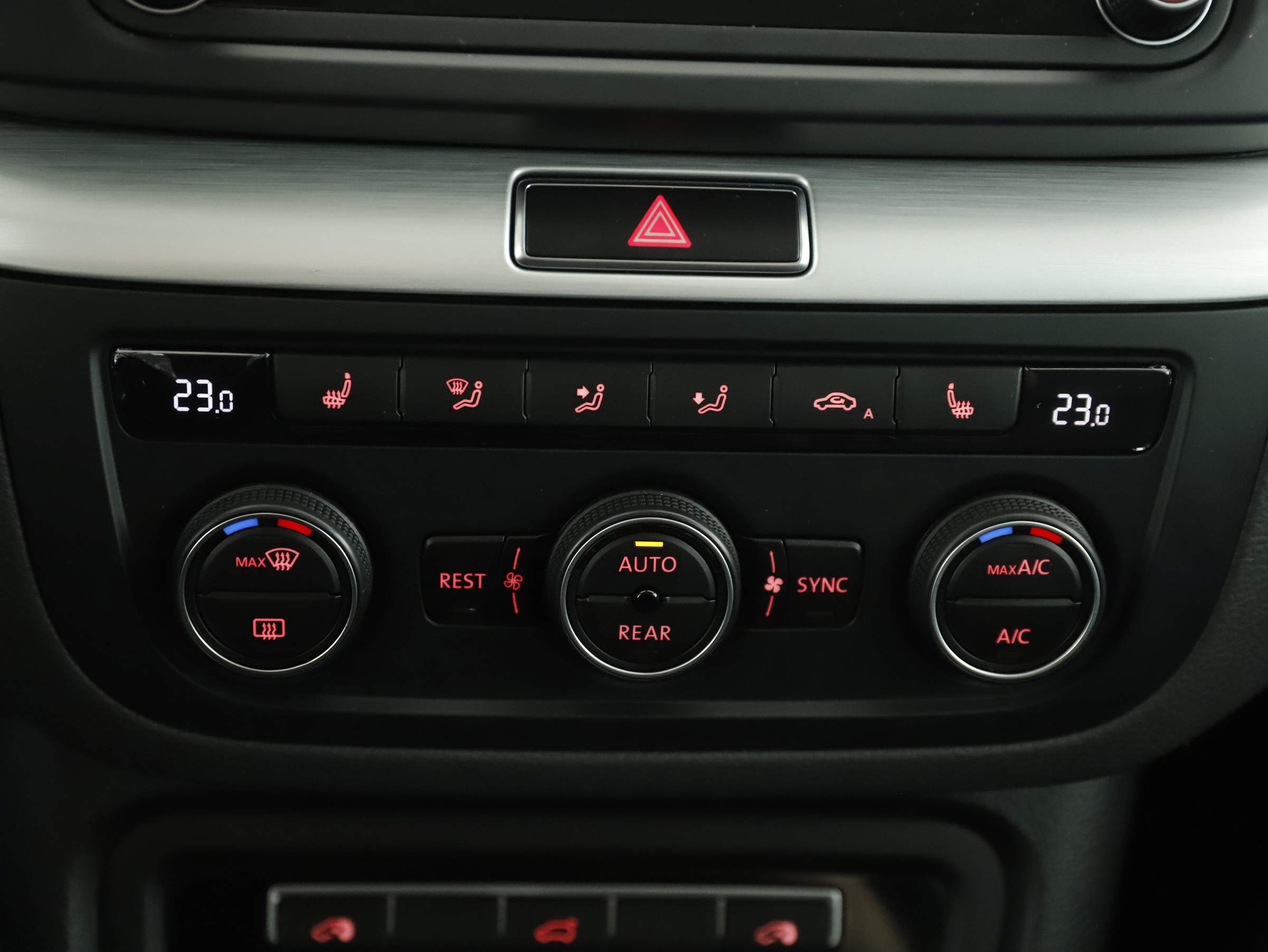 VW Sharan Business+ TSI DSG 7-Sitzer | Bild 20 von 31