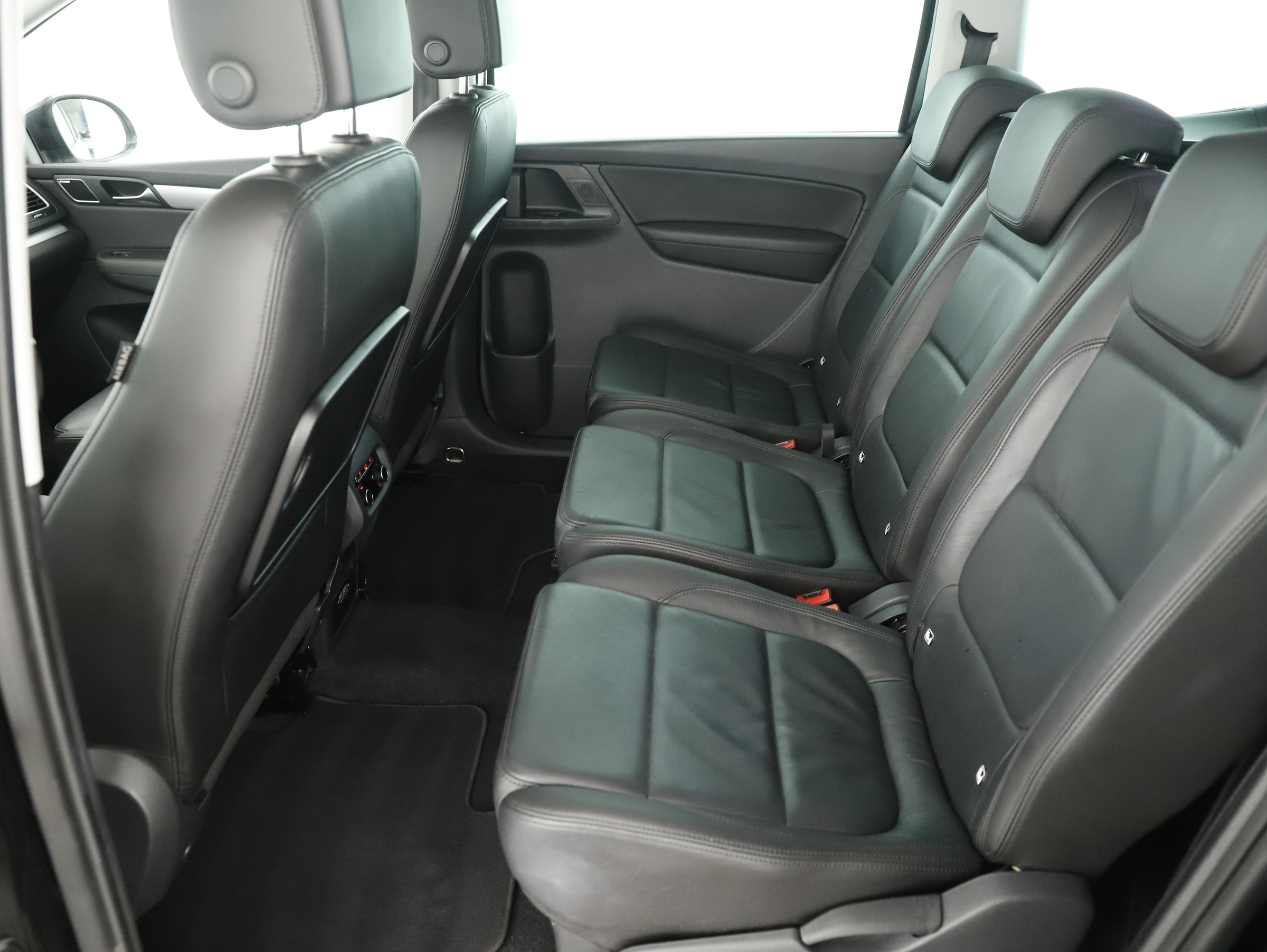 VW Sharan Business+ TSI DSG 7-Sitzer | Bild 10 von 31