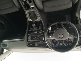 VW Golf VII 2.0 TDI BMT Highline | Thumbnail 16 von 29
