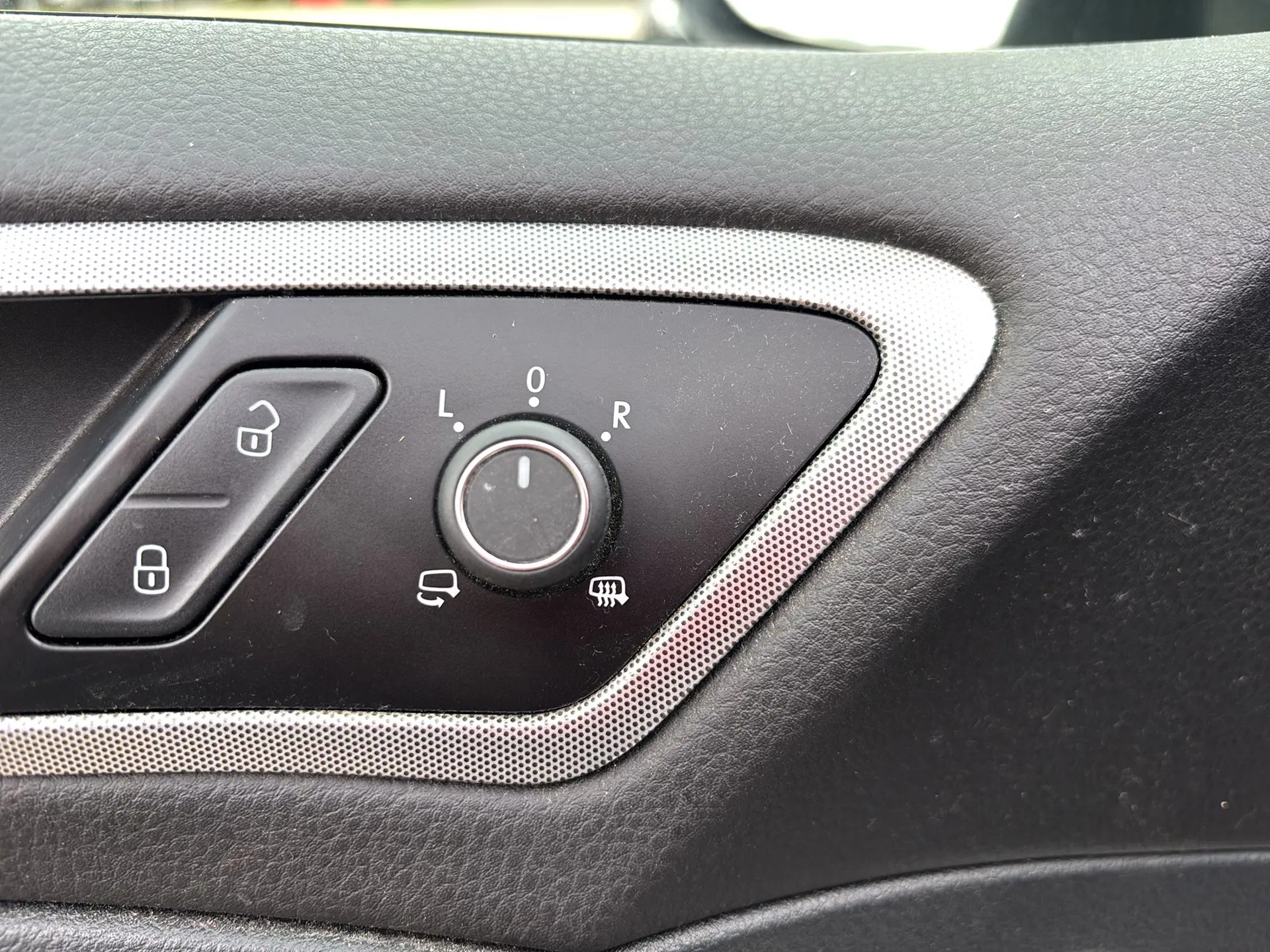 VW Golf VII Variant 1.6 TDI BMT | Bild 11 von 26