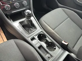 VW Golf VII Variant 1.6 TDI BMT | Thumbnail 21 von 26