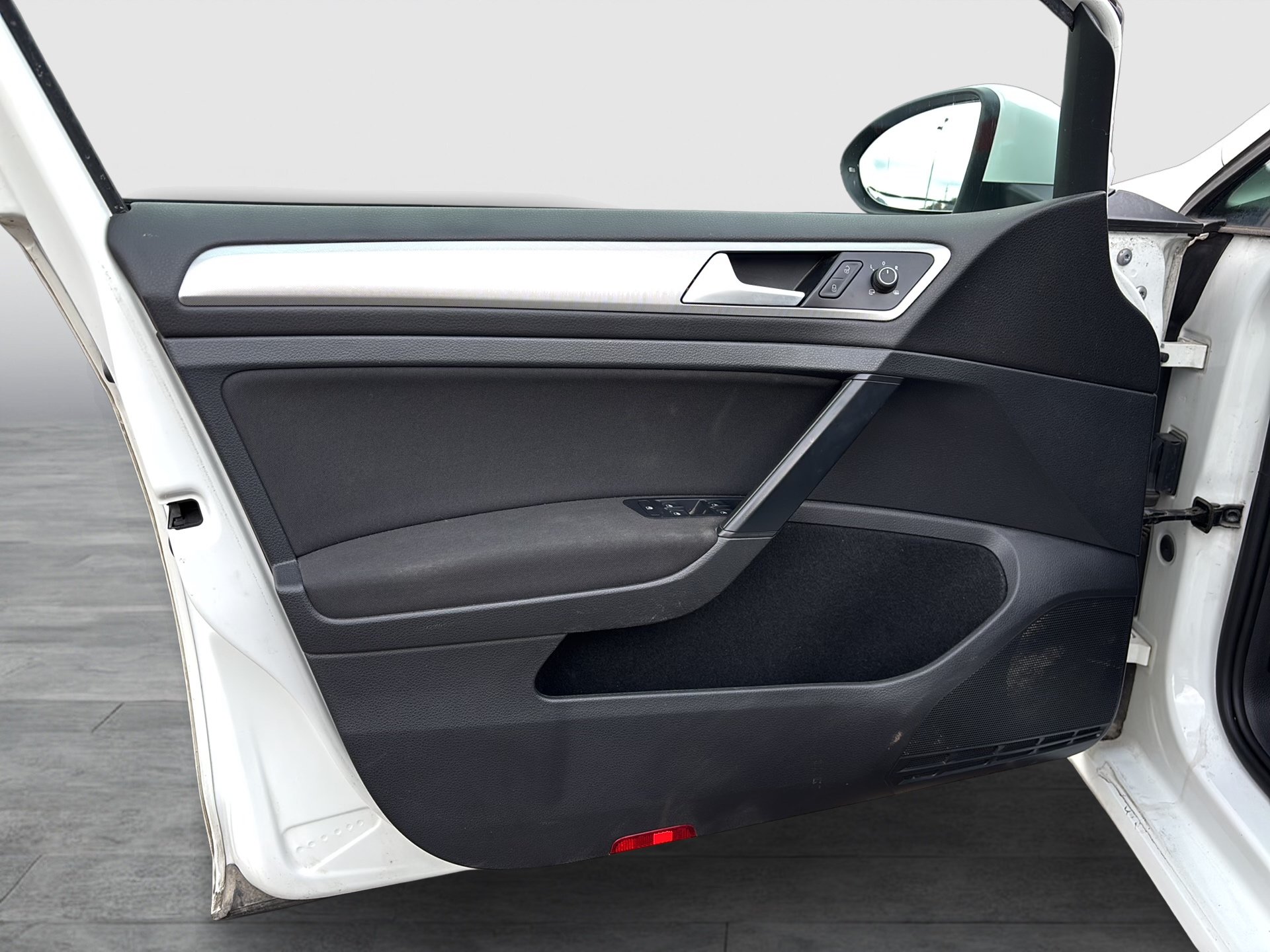 VW Golf VII Variant 1.6 TDI BMT | Bild 9 von 26