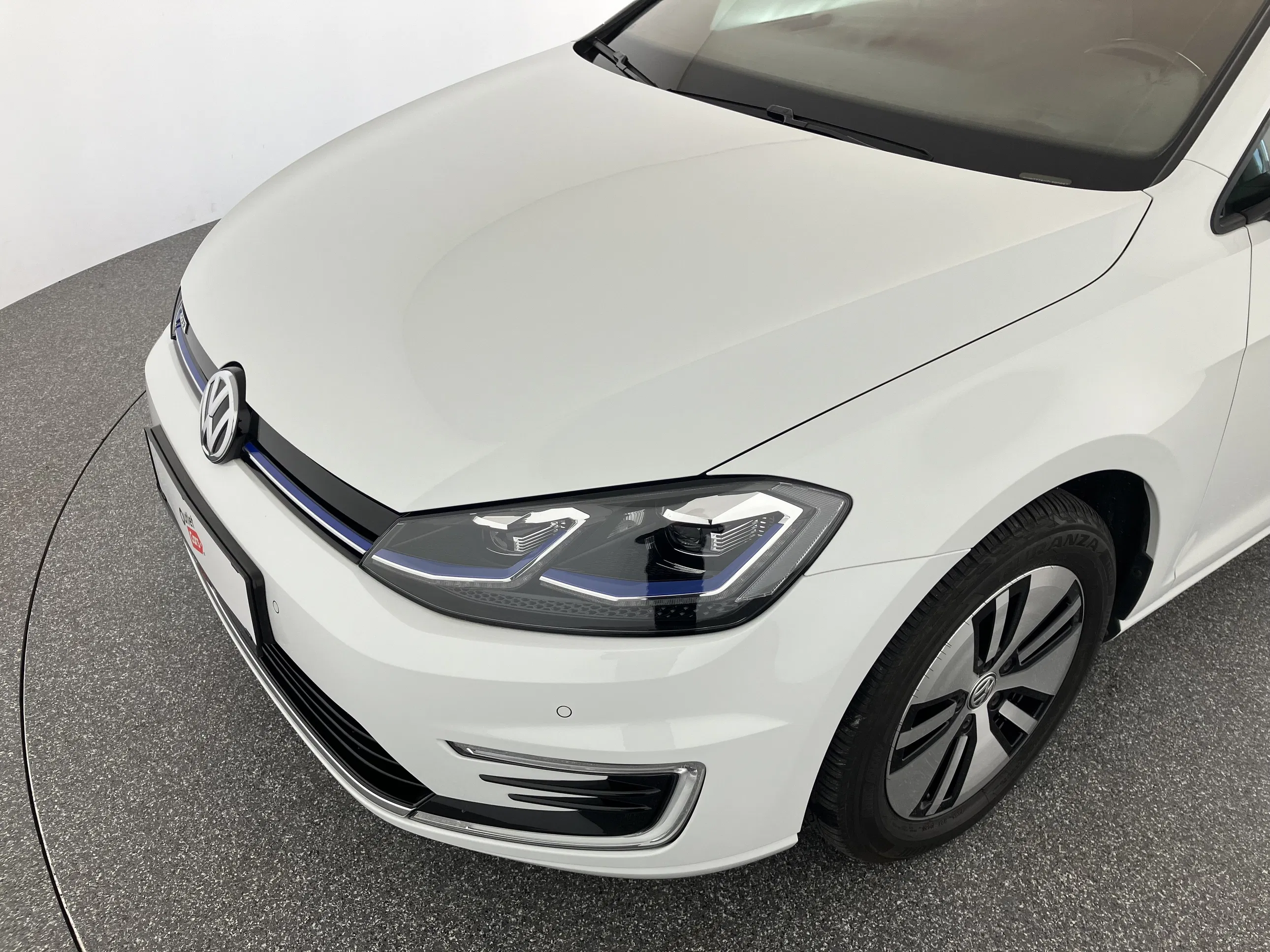 VW Golf VII e-Golf | Bild 12 von 31