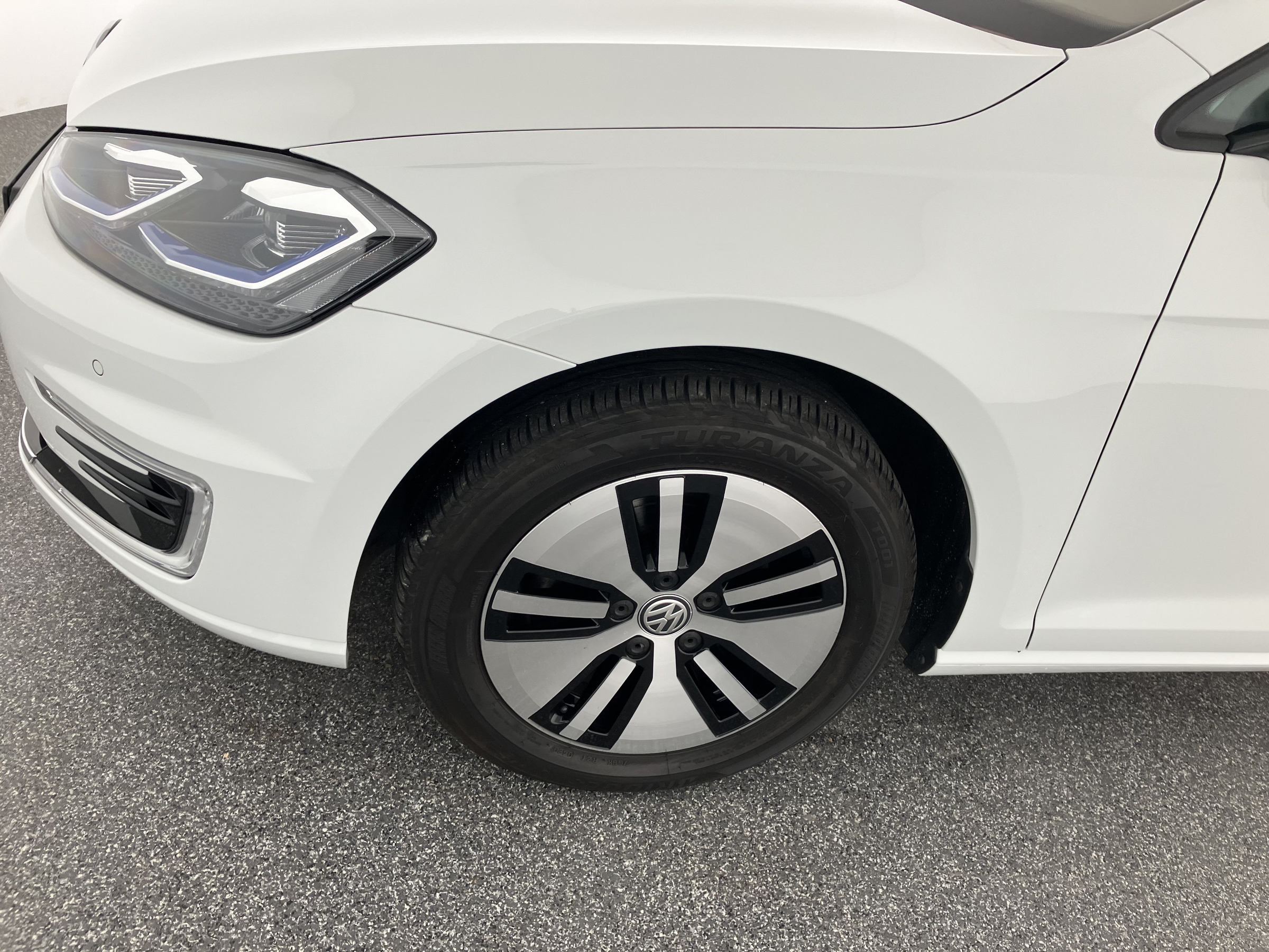 VW Golf VII e-Golf | Bild 13 von 31