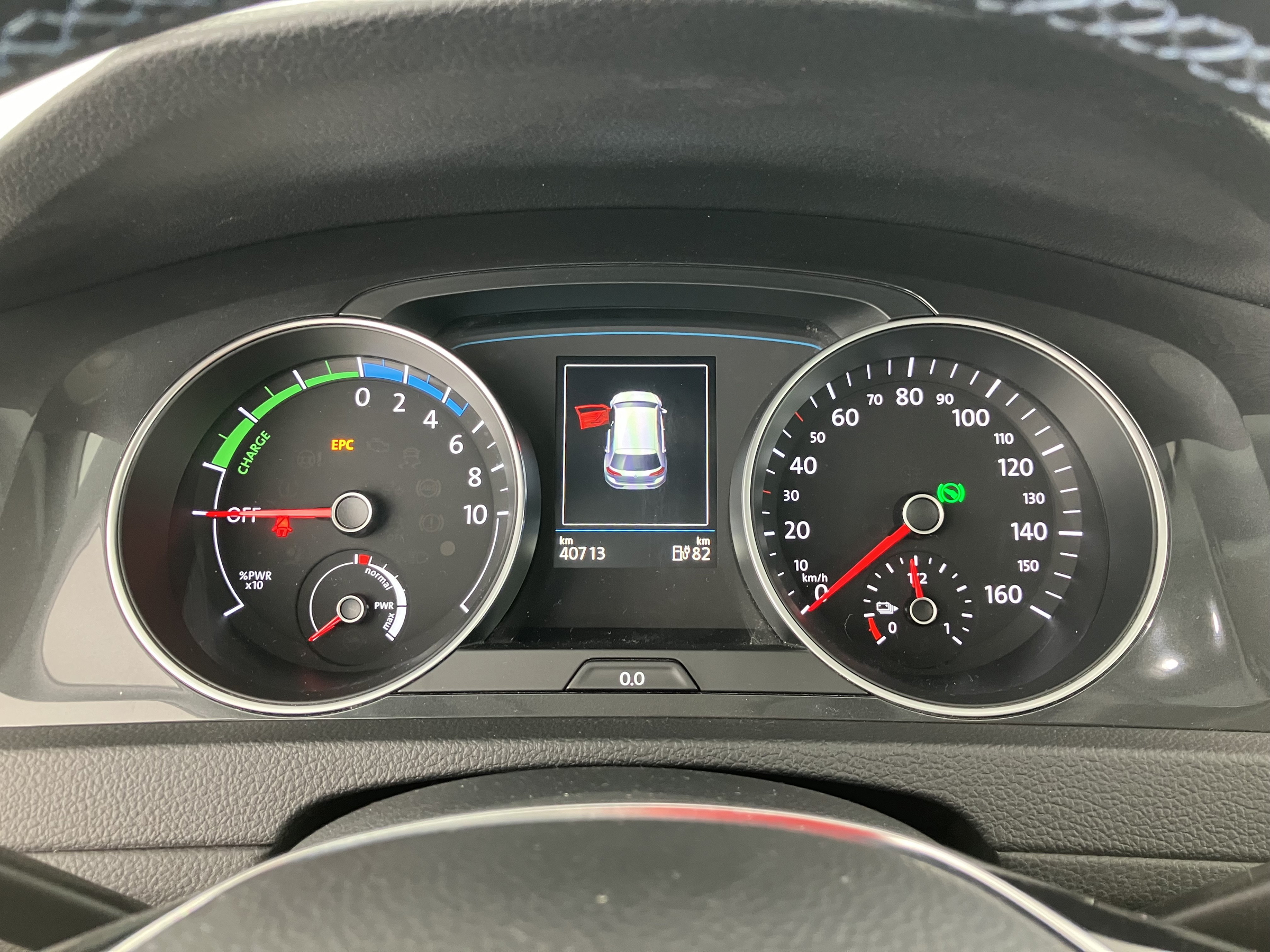 VW Golf VII e-Golf | Bild 23 von 31