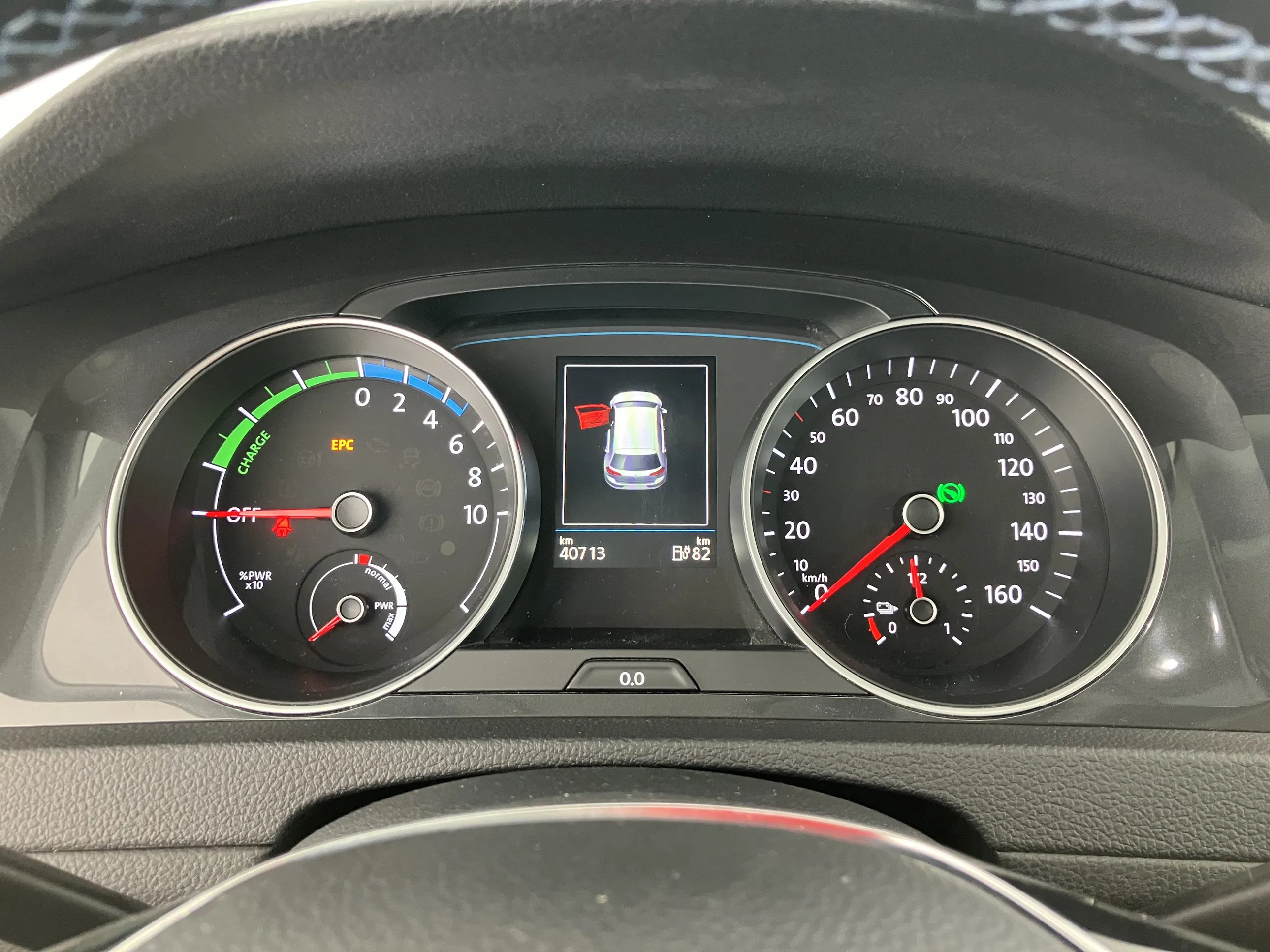 VW Golf VII e-Golf | Bild 23 von 31