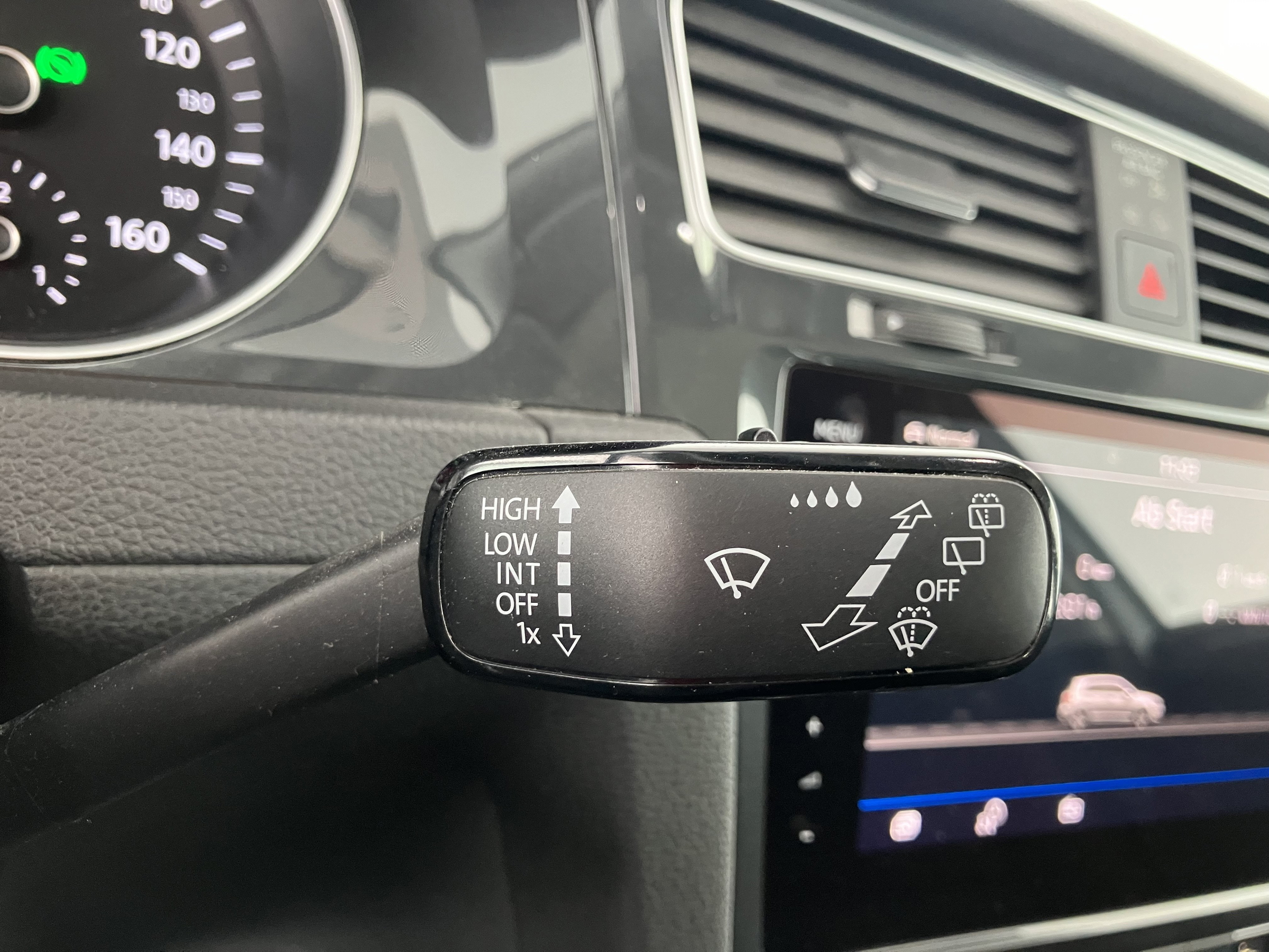 VW Golf VII e-Golf | Bild 25 von 31