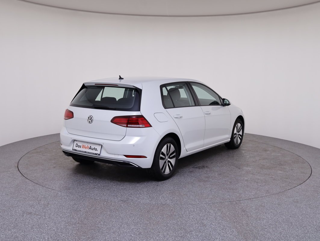 VW Golf VII e-Golf | Bild 8 von 31