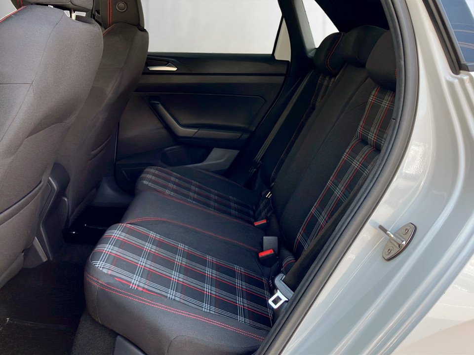 VW Polo VI 2.0 TSI GTI | Bild 18 von 26