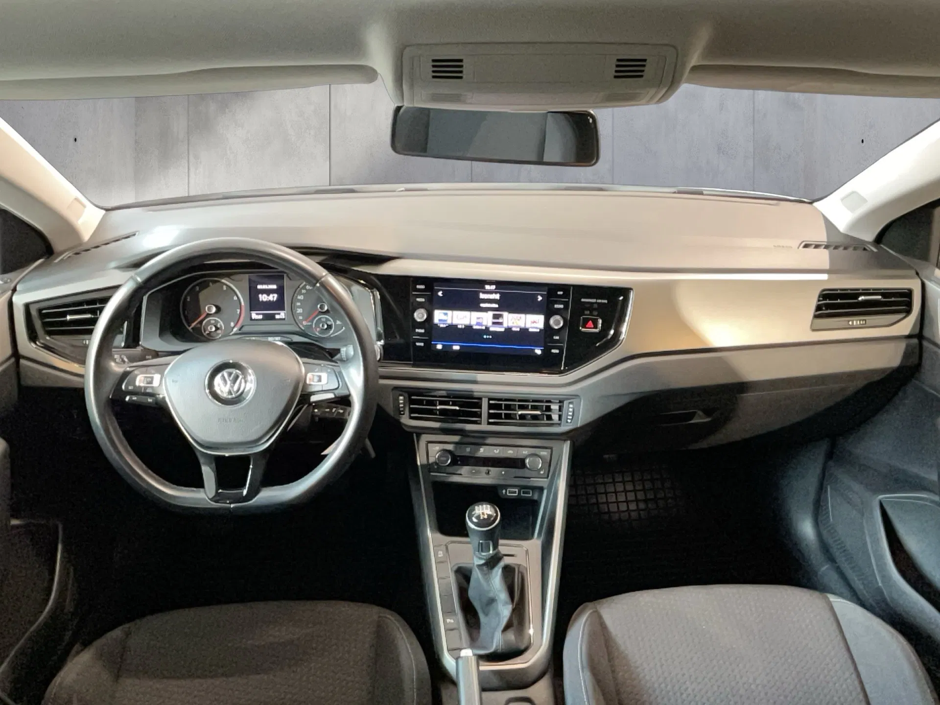 VW Polo VI 1.0 TSI Comfortline | Bild 12 von 14